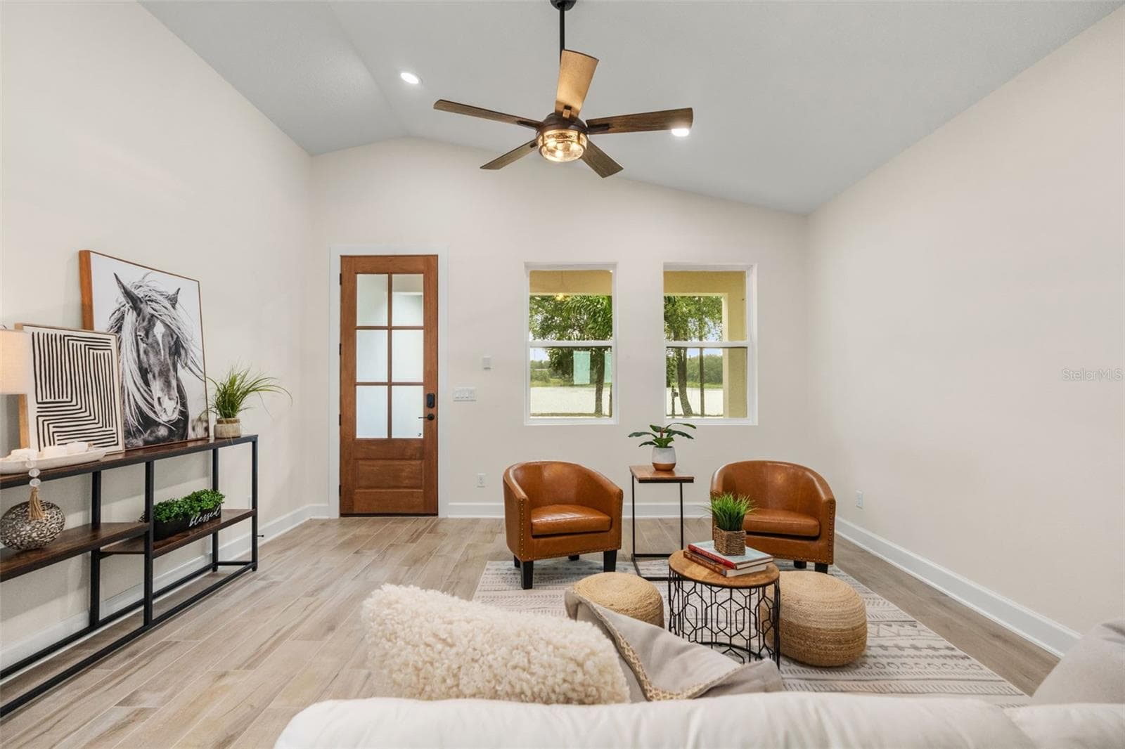 Living Room - 221 S SUNSET AVE, MASCOTTE