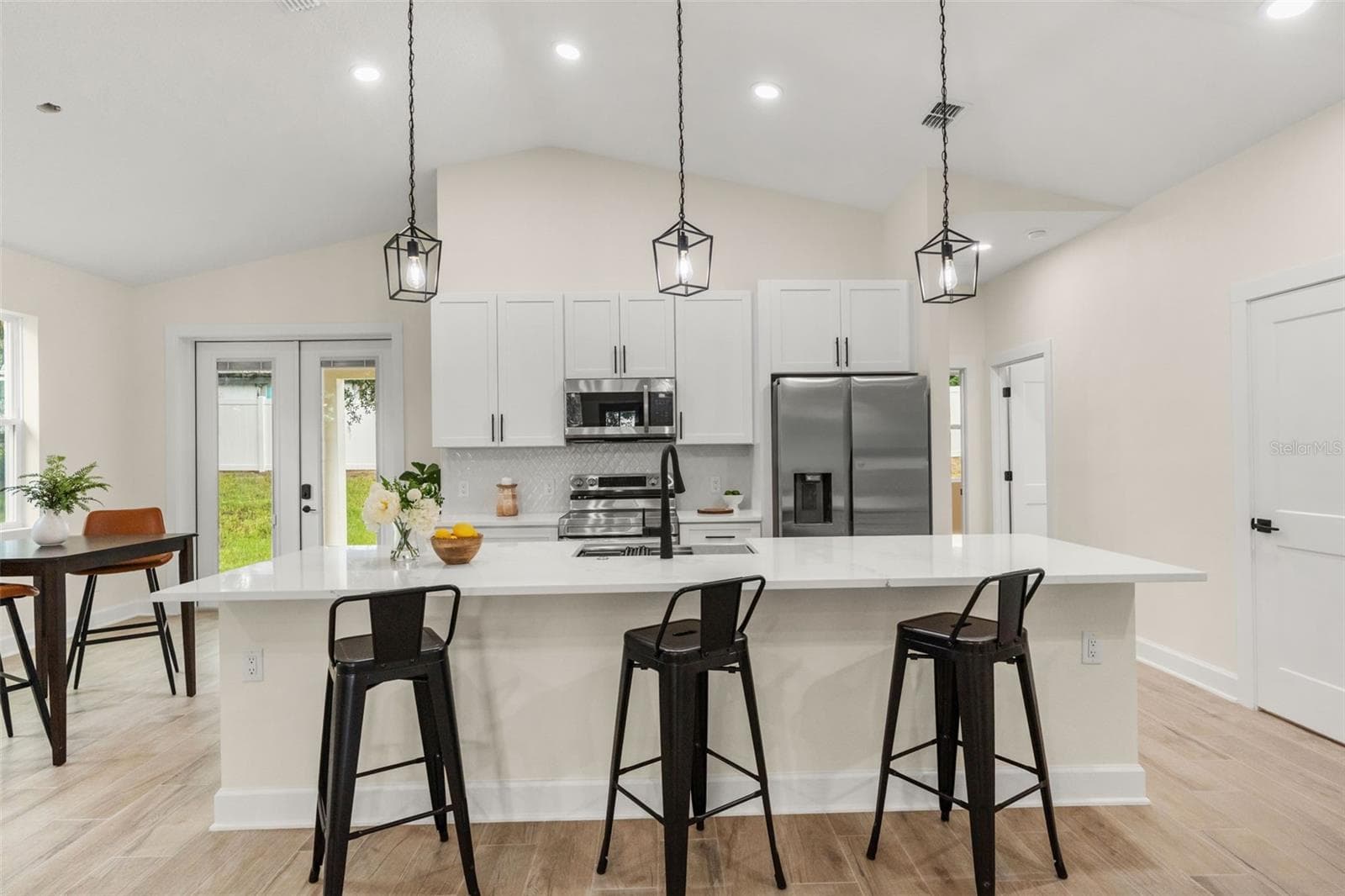 Kitchen - 221 S SUNSET AVE, MASCOTTE