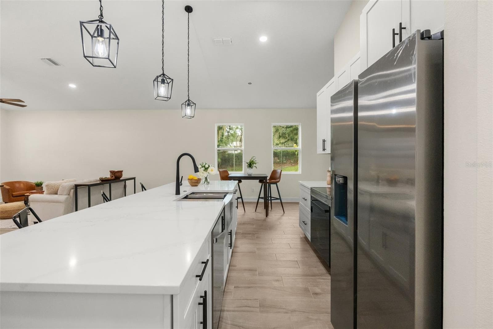 Kitchen - 221 S SUNSET AVE, MASCOTTE