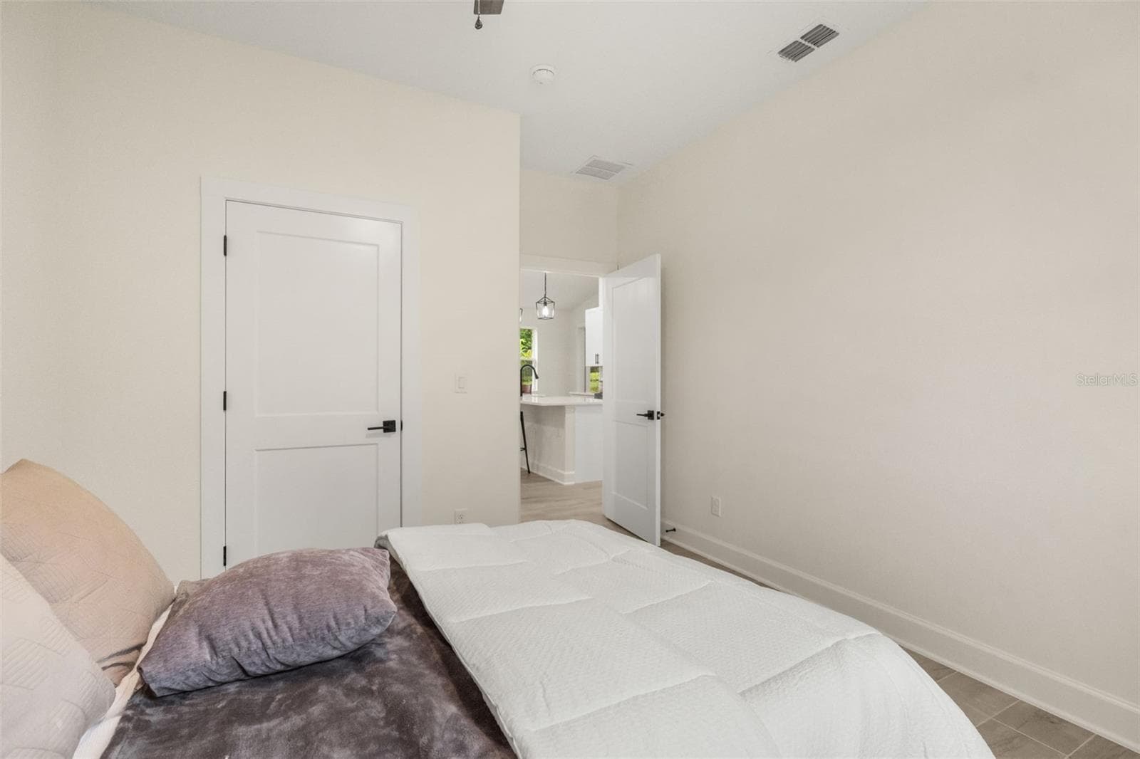 Bedroom 2 - 221 S SUNSET AVE, MASCOTTE