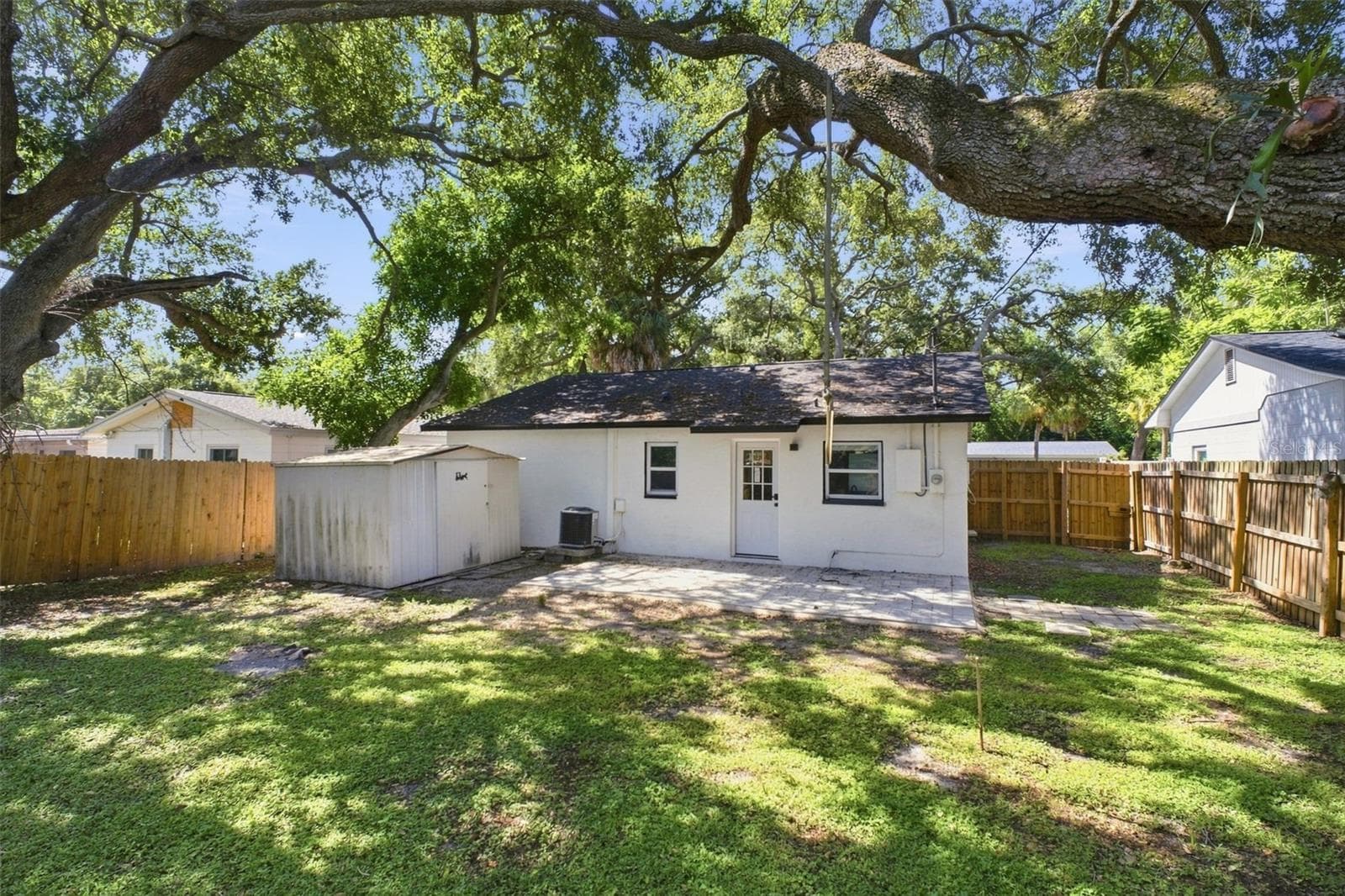 Single Family Residence at 4733 25TH AVE S, ST PETERSBURG, photo 8 of 41