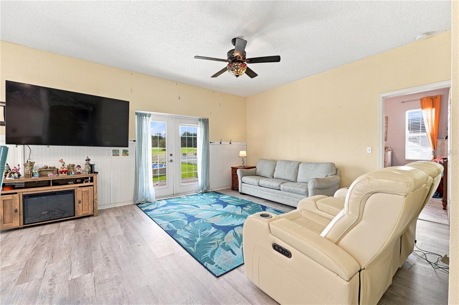 Single Family Residence at 1375 TIMUCUAN, INVERNESS, photo 4 of 60