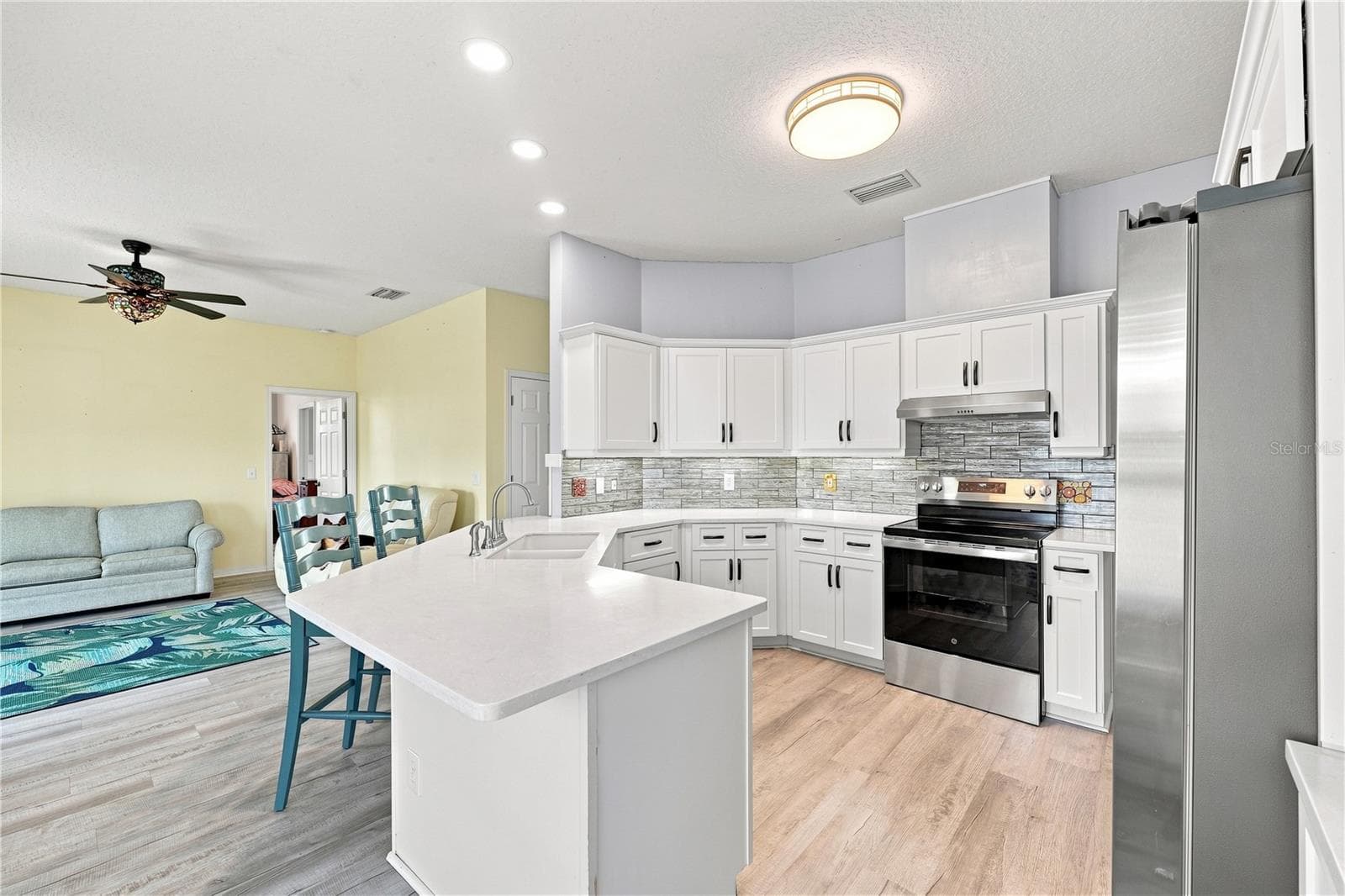 Single Family Residence at 1375 TIMUCUAN, INVERNESS, photo 13 of 60