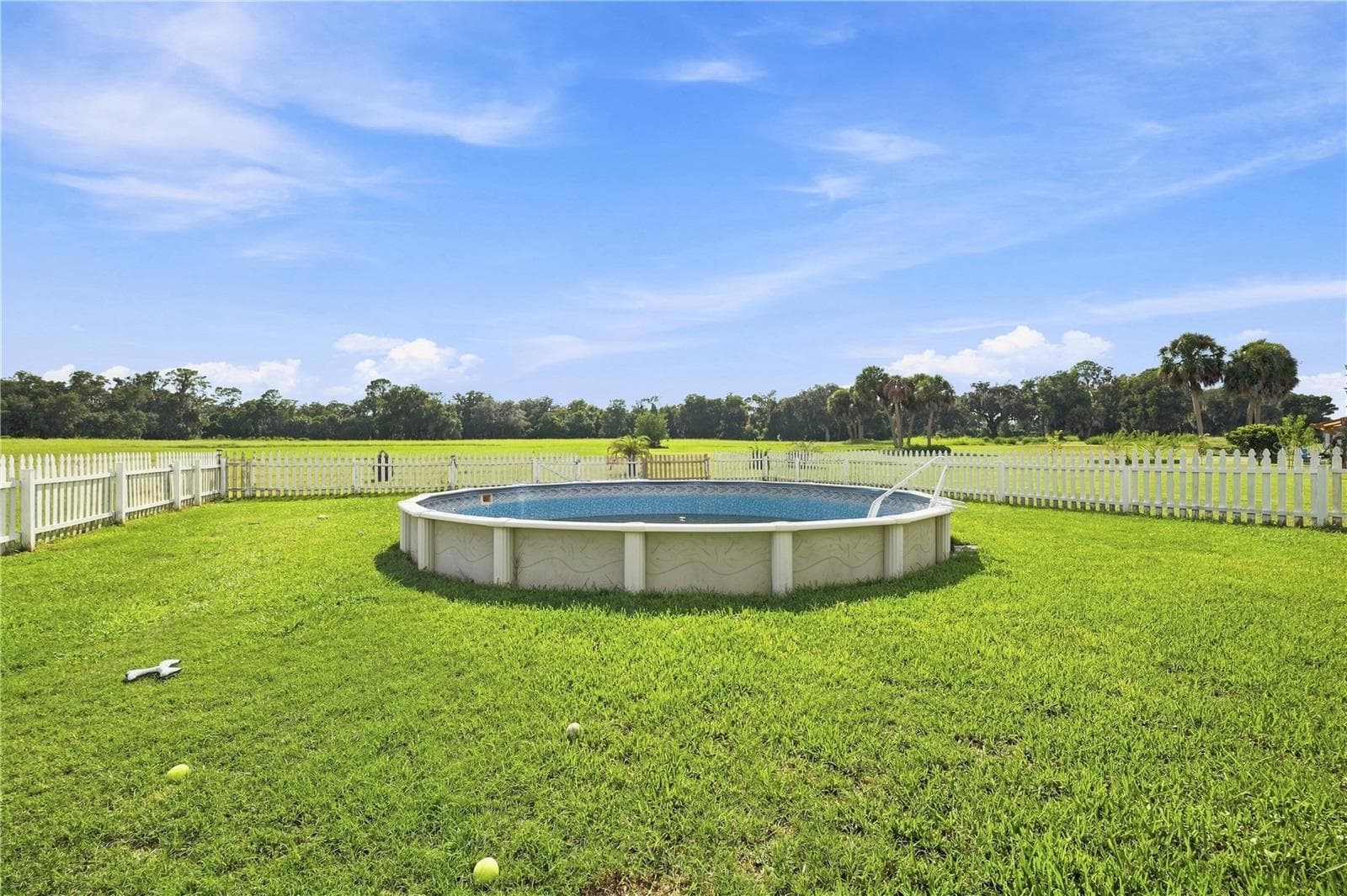 Single Family Residence at 1375 TIMUCUAN, INVERNESS, photo 39 of 60