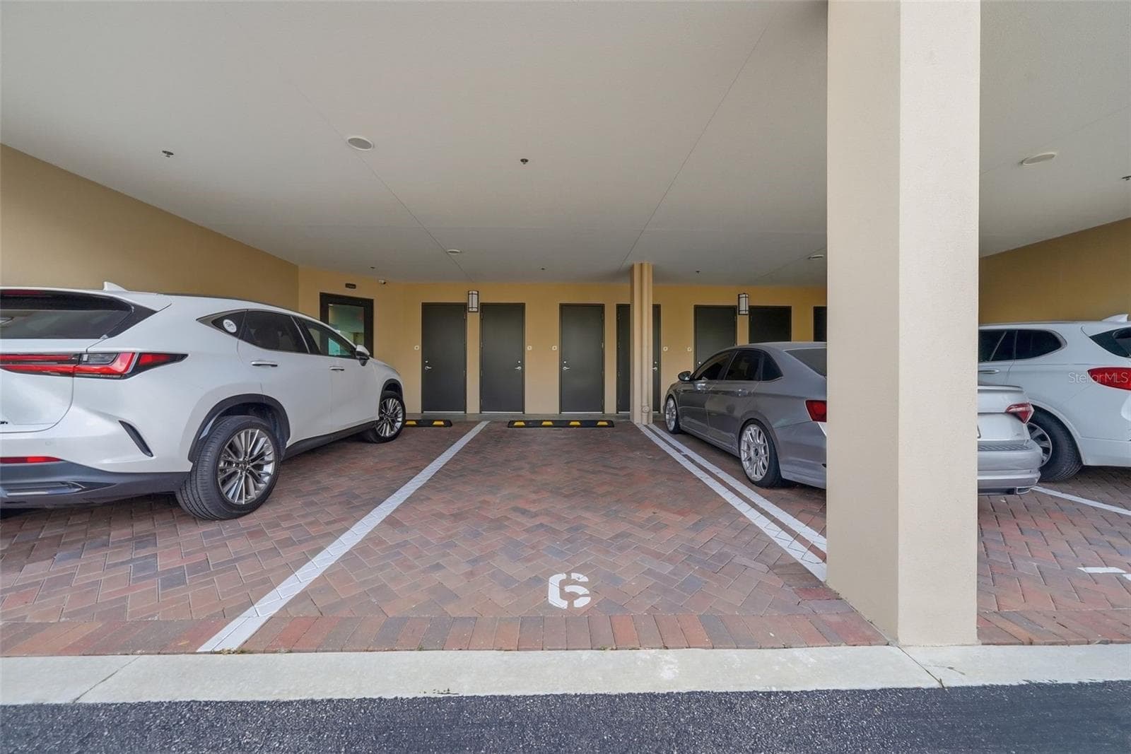 Condominium at 231 2ND ST S #202, SAFETY HARBOR, photo 44 of 77