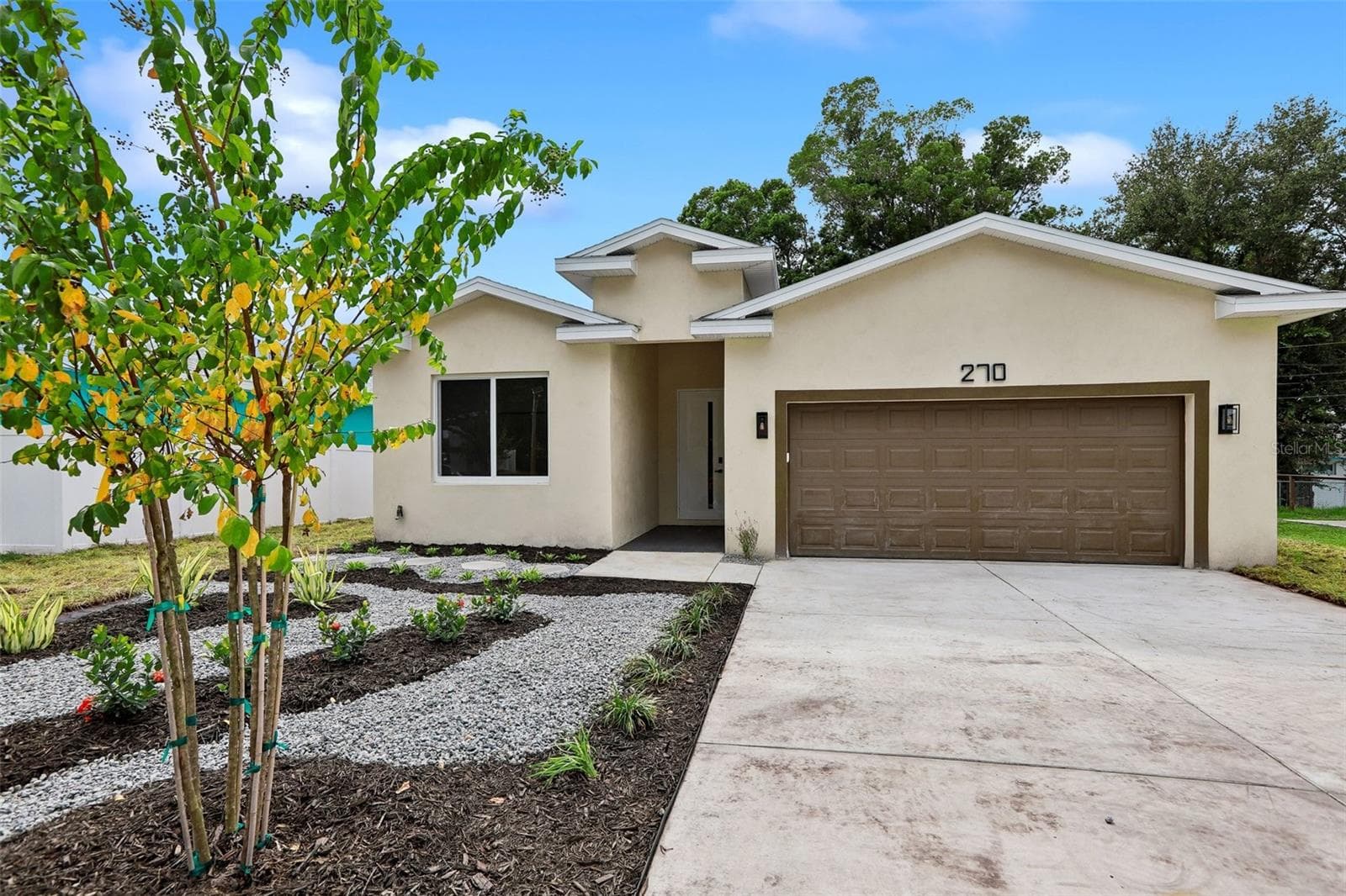 Single Family Residence at 270 DIOGENES ST, DUNEDIN, photo 2 of 40