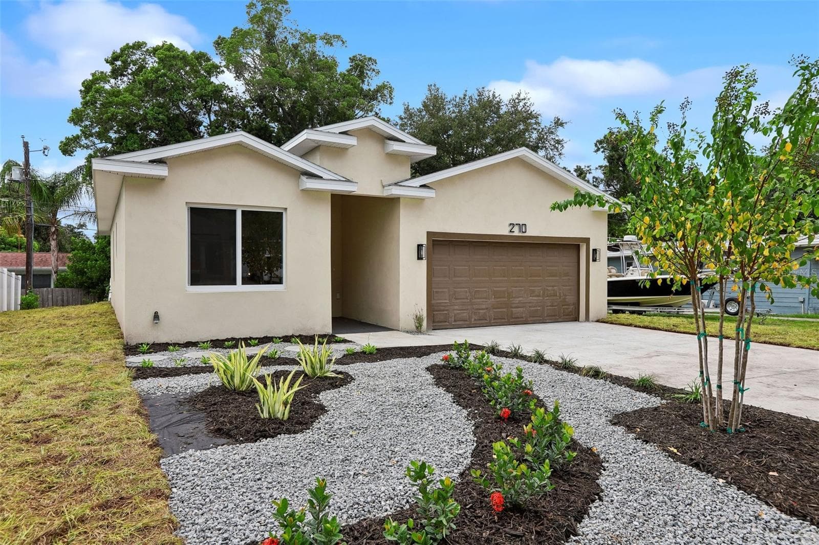 Single Family Residence at 270 DIOGENES ST, DUNEDIN, photo 4 of 40