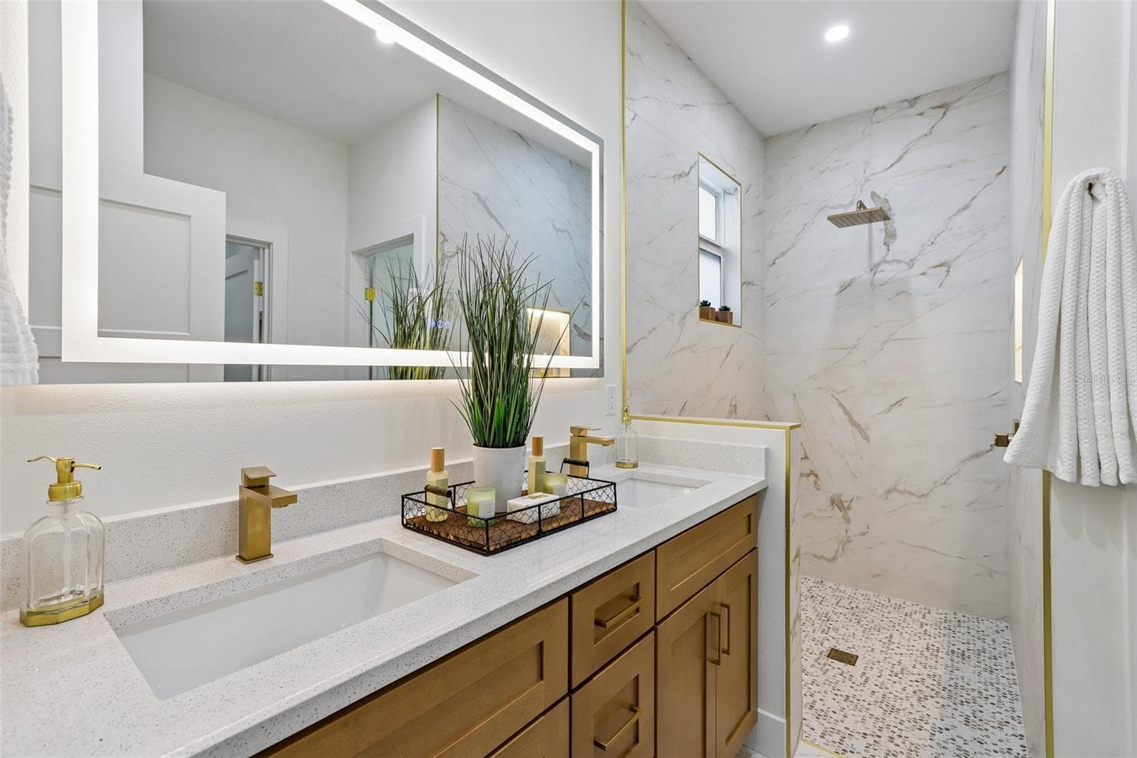 Single Family Residence at 270 DIOGENES ST, DUNEDIN, photo 32 of 40