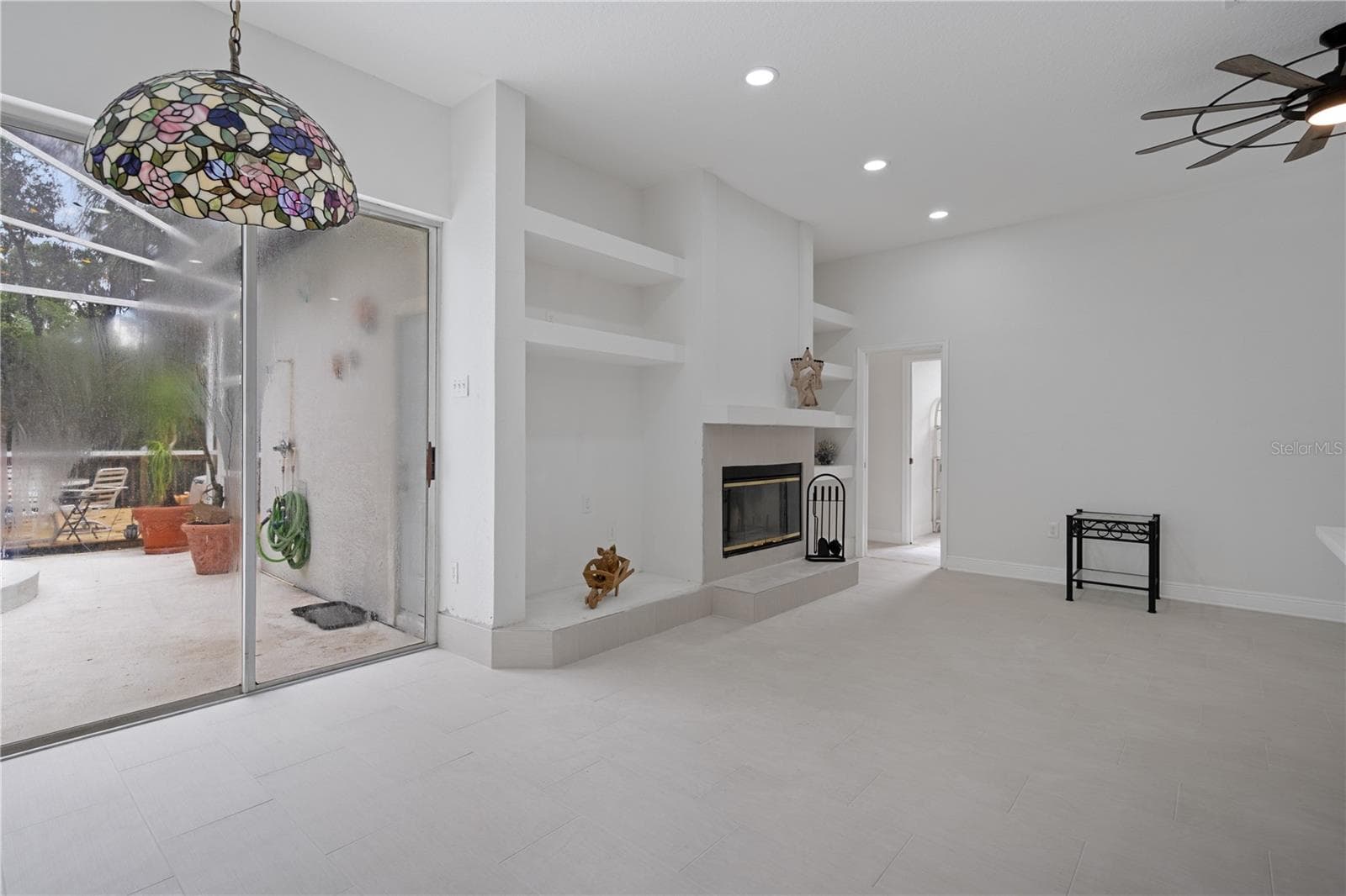 Single Family Residence at 3239 GLENWOOD CIR, HOLIDAY, photo 17 of 57