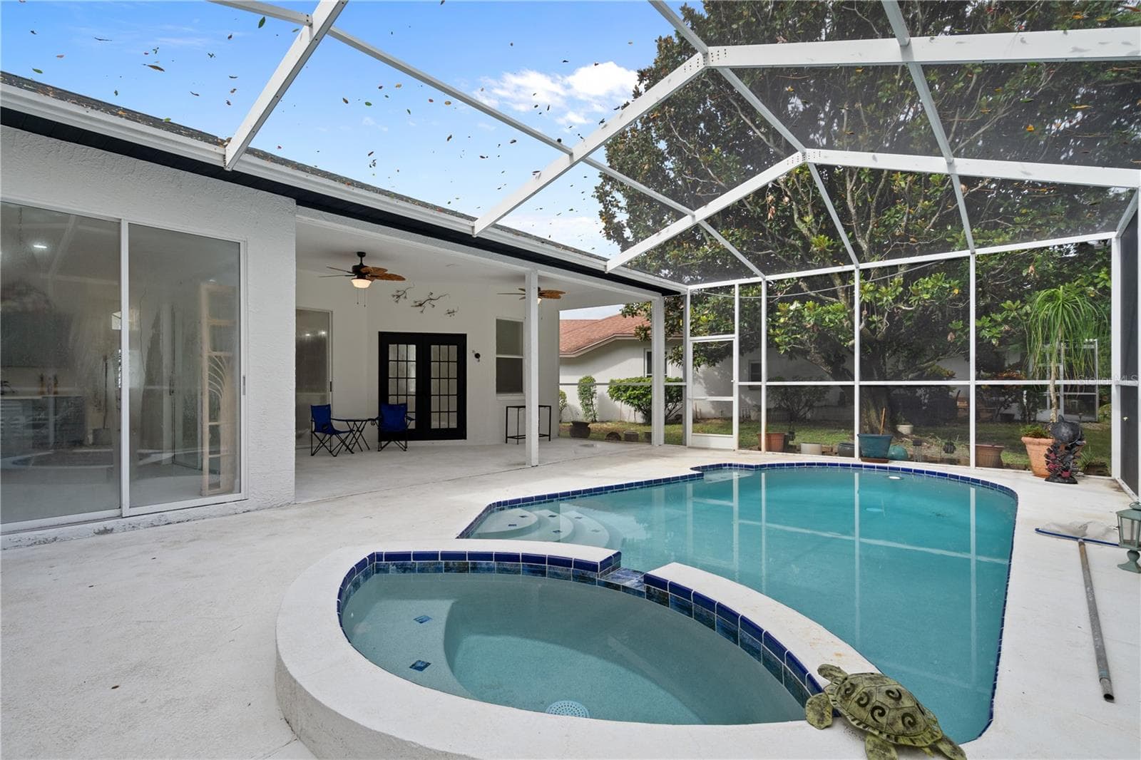 Single Family Residence at 3239 GLENWOOD CIR, HOLIDAY, photo 51 of 57