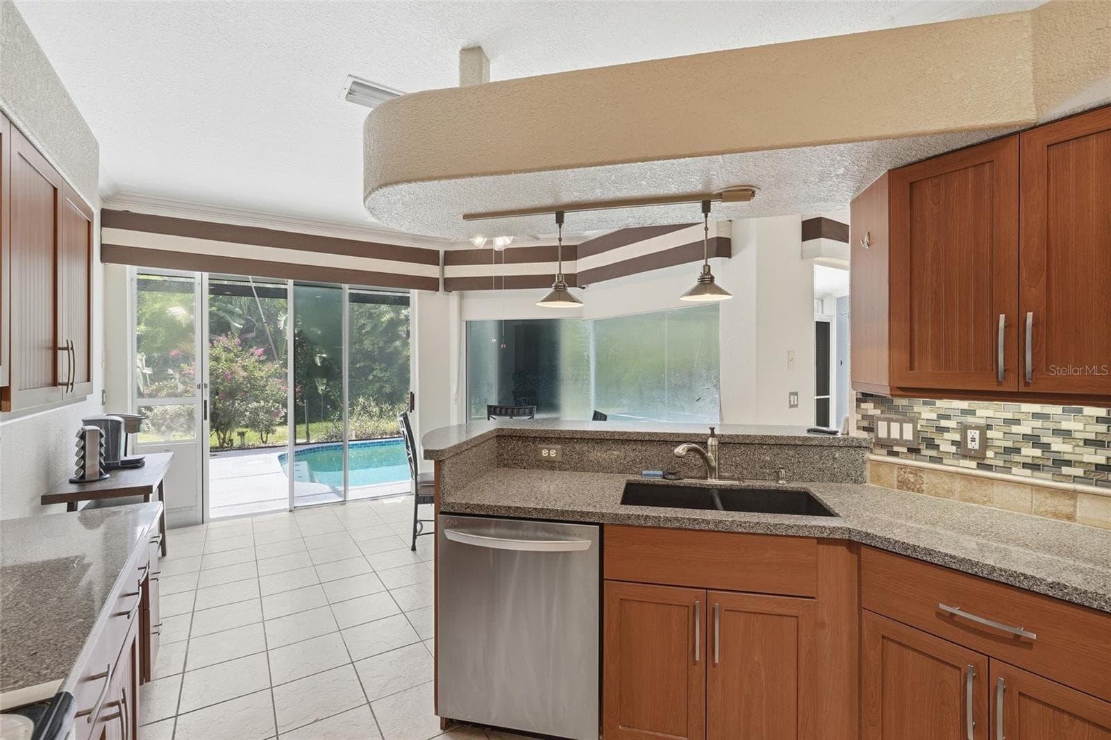 Single Family Residence at 26211 FEATHERSOUND DR, PUNTA GORDA, photo 14 of 56