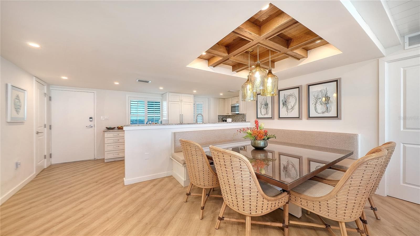 Condominium at 6300 MIDNIGHT PASS RD #809, SARASOTA, photo 10 of 40