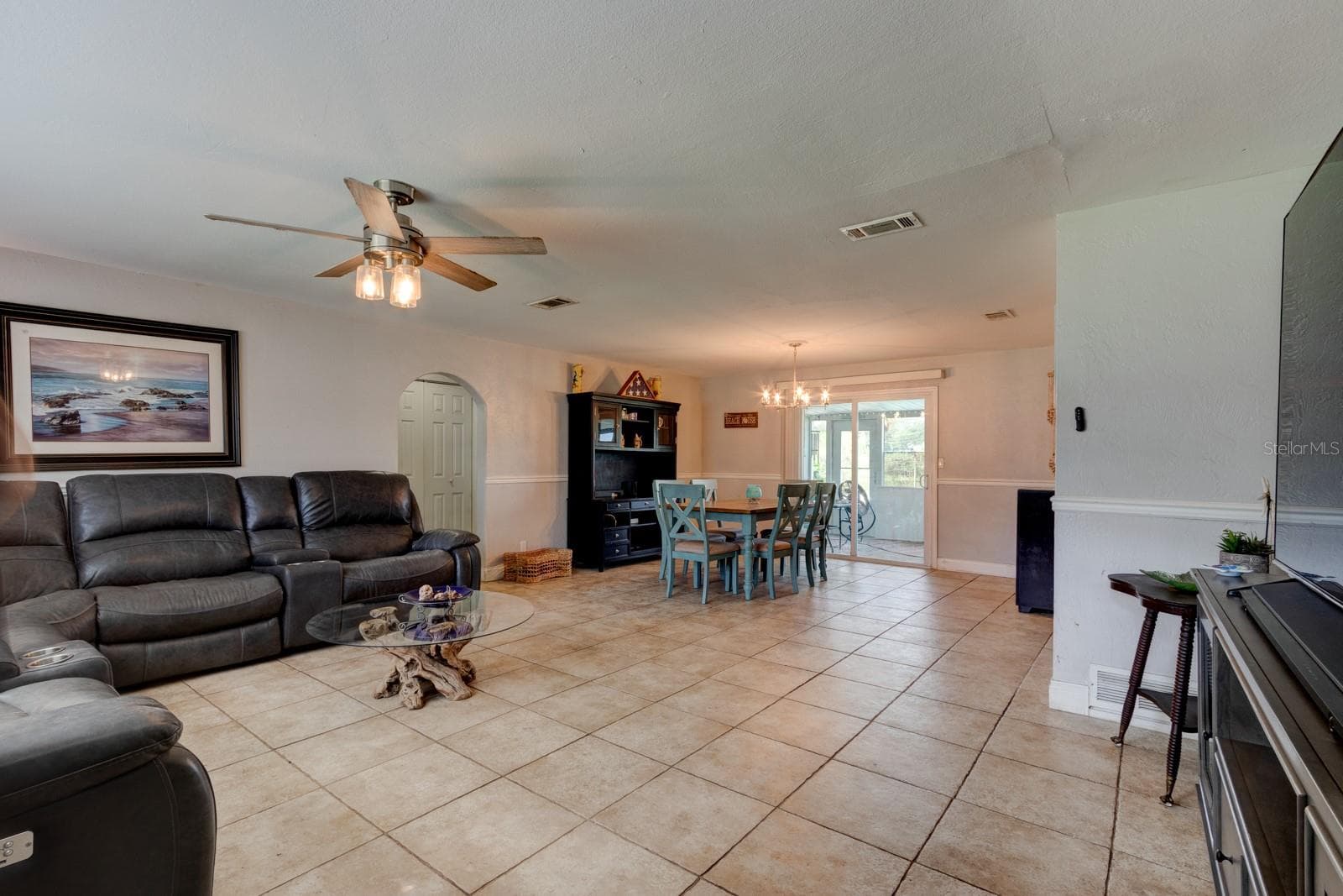 Single Family Residence at 1026 LAKE AVE, EDGEWATER, photo 20 of 39