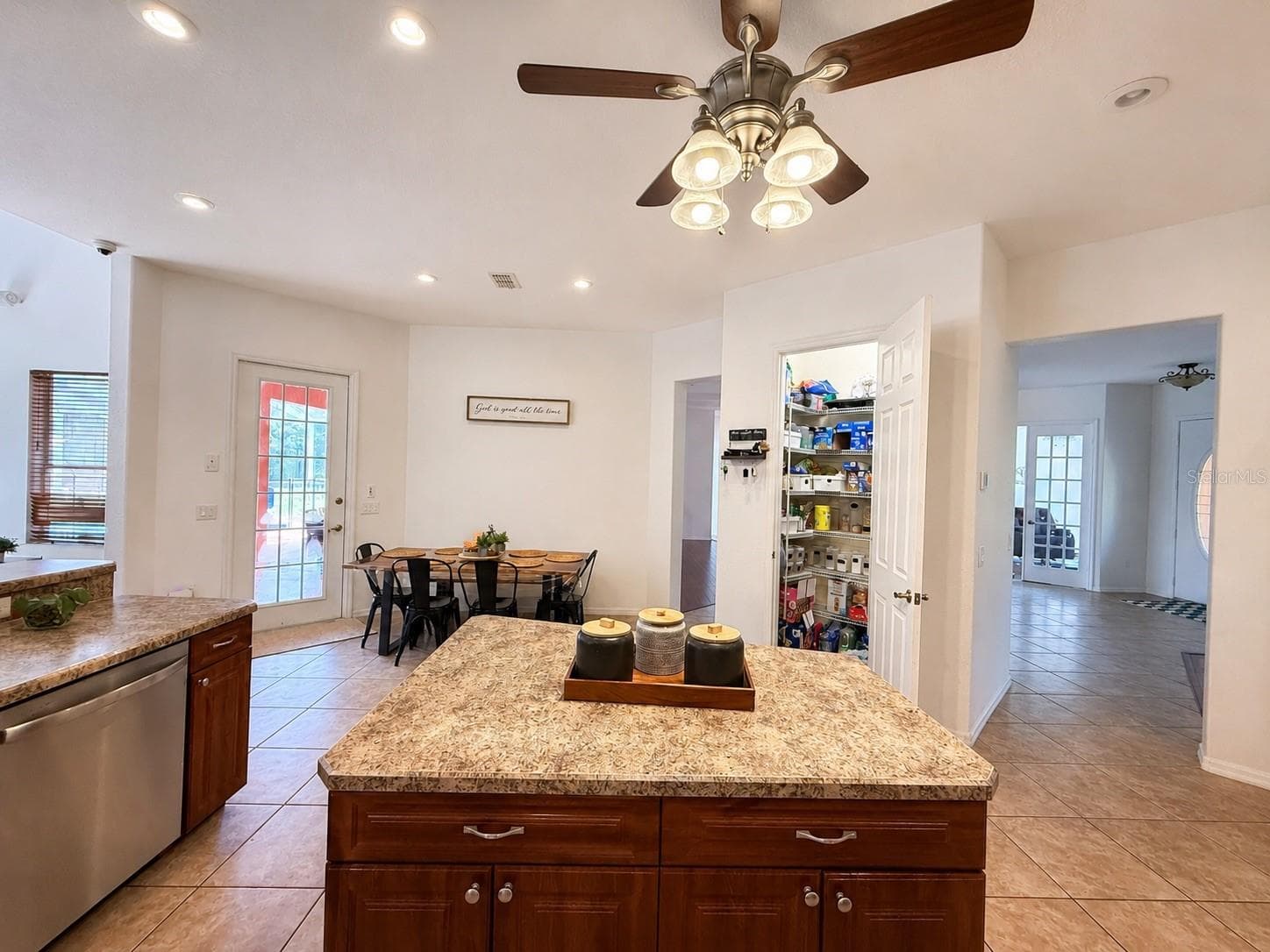 Single Family Residence at 25406 LADYHAWK LN, BROOKSVILLE, photo 16 of 126
