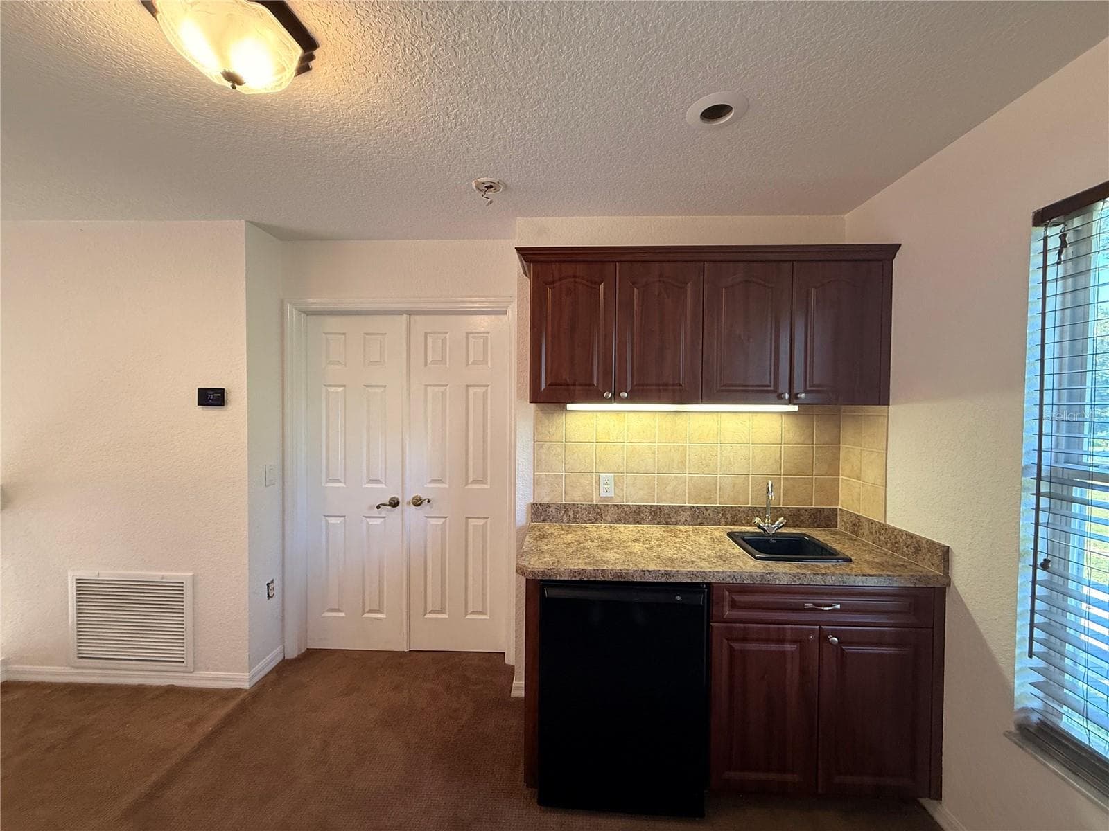 Single Family Residence at 25406 LADYHAWK LN, BROOKSVILLE, photo 77 of 126