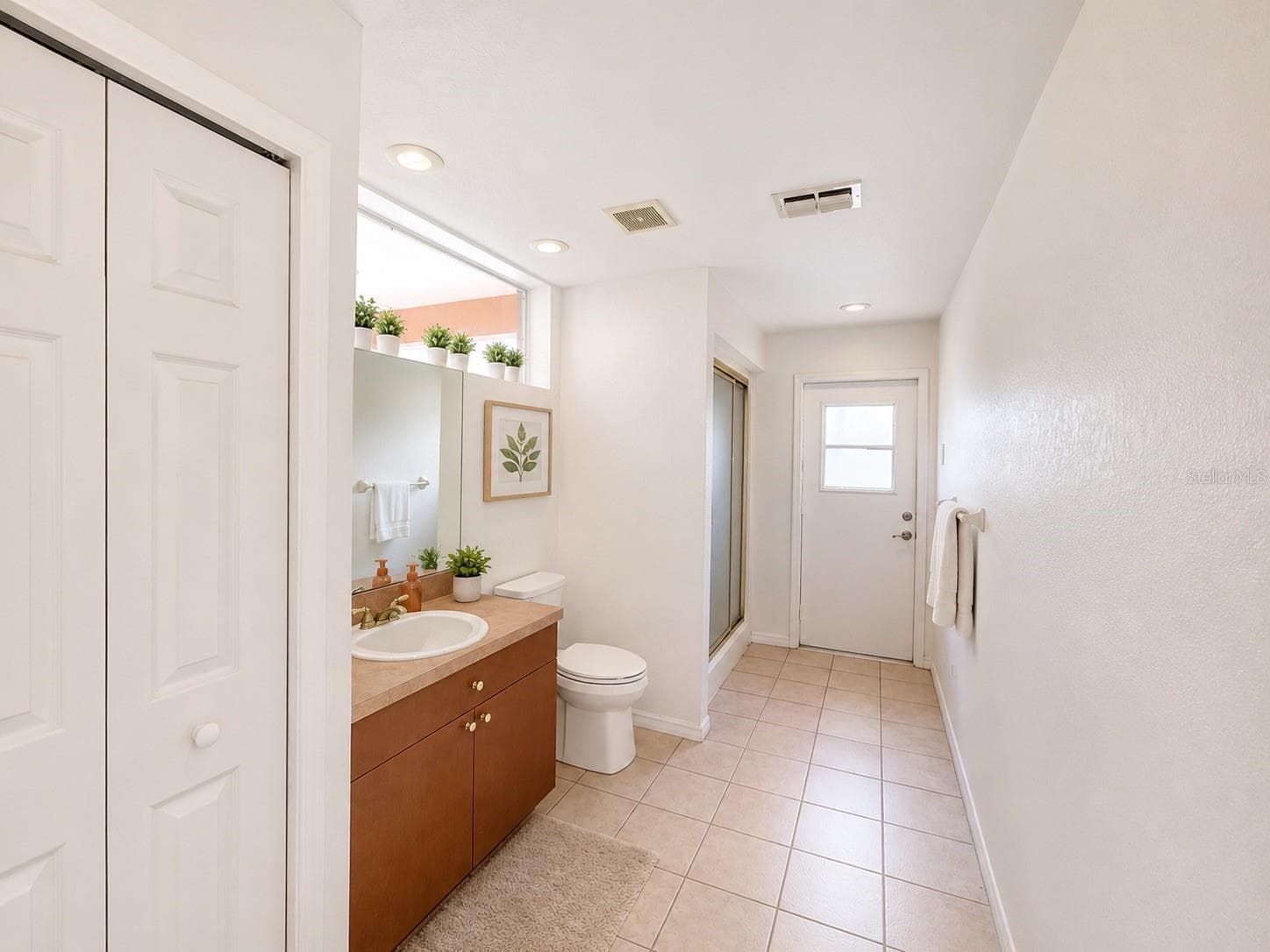 bath - 25406 LADYHAWK LN, BROOKSVILLE