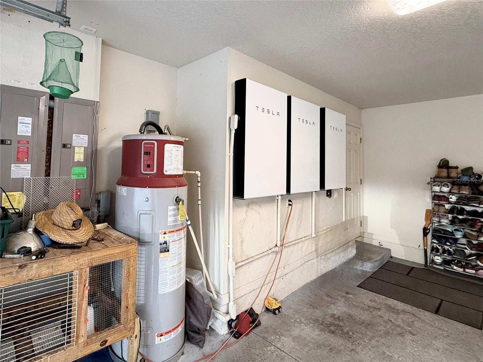 garage - 25406 LADYHAWK LN, BROOKSVILLE