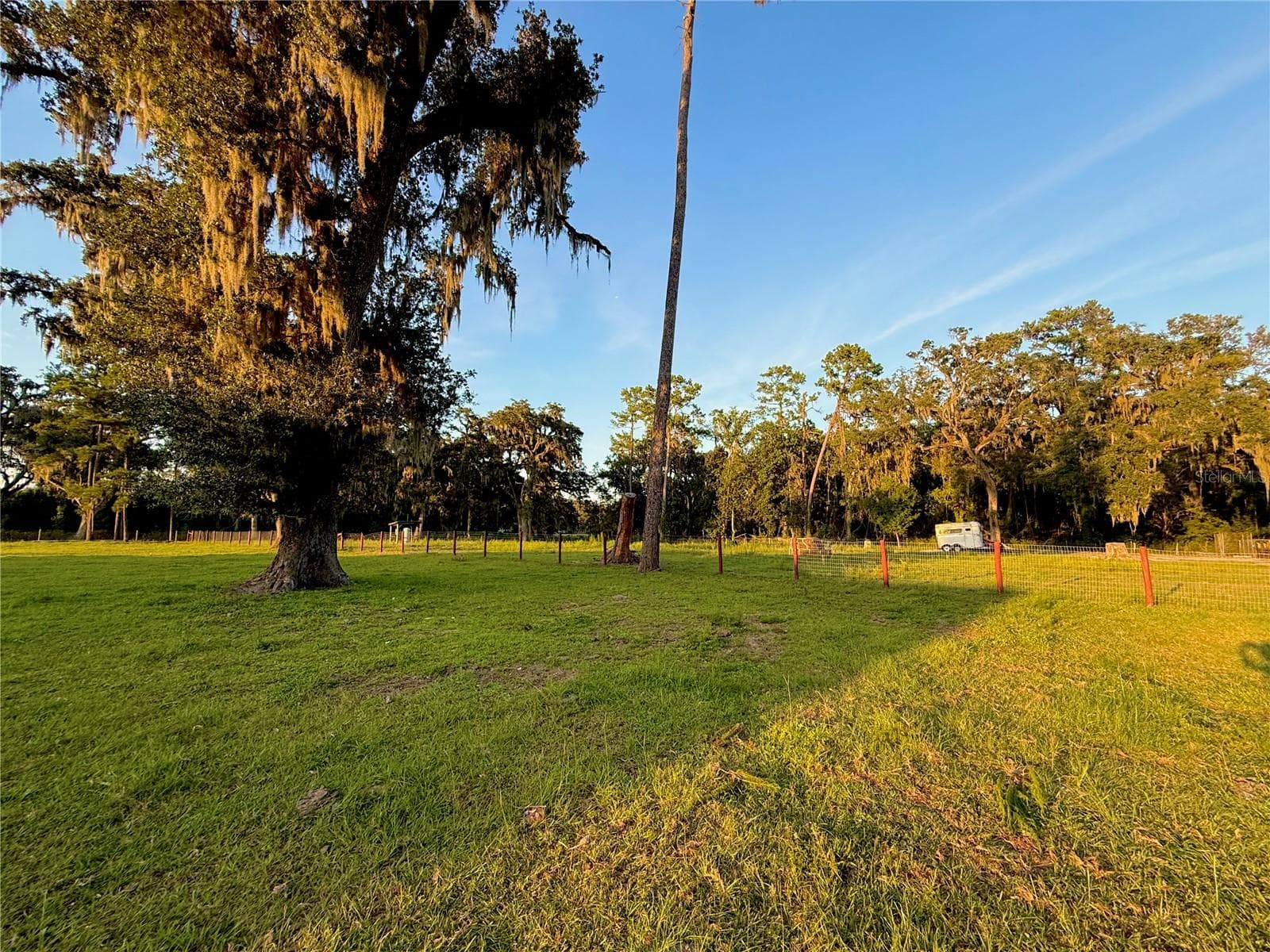 Single Family Residence at 25406 LADYHAWK LN, BROOKSVILLE, photo 108 of 126