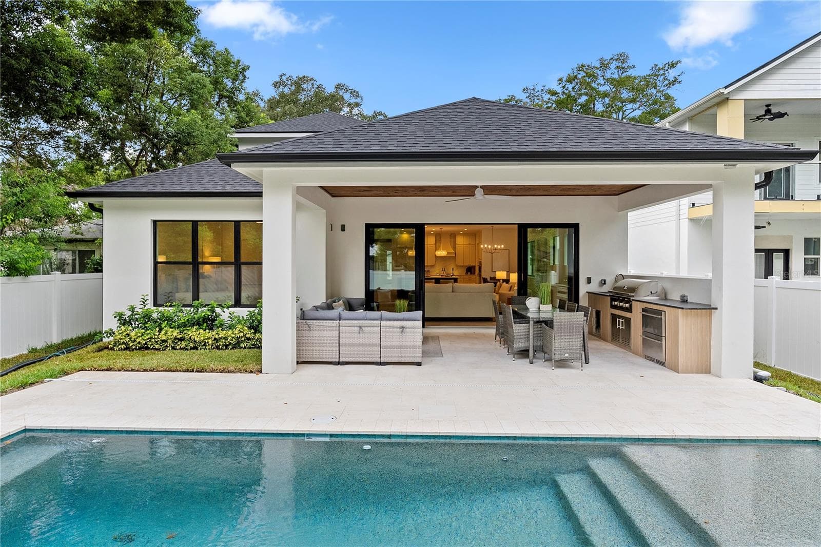 Single Family Residence at 2931 HELEN AVE, ORLANDO, photo 23 of 26
