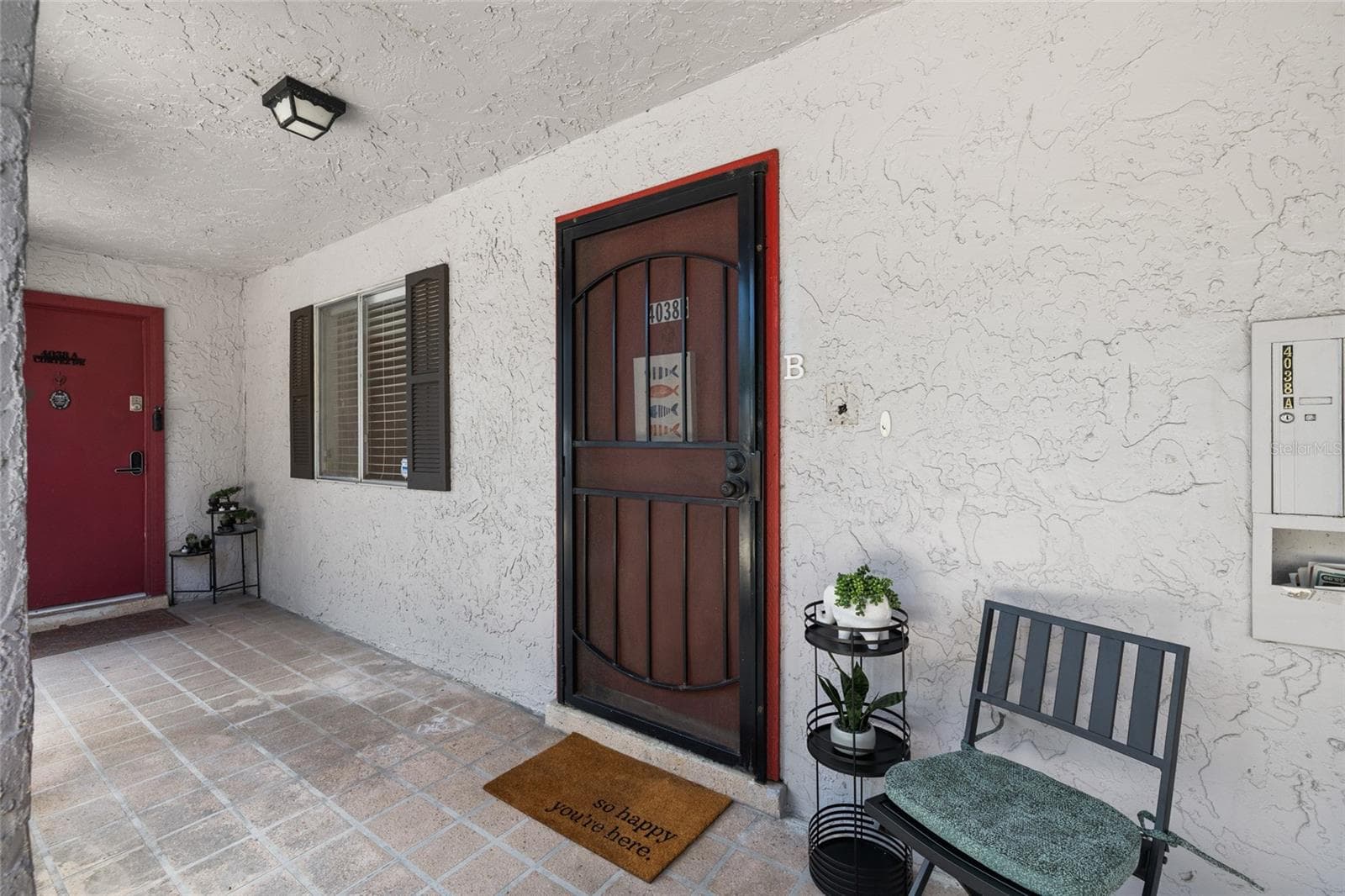 Front entry added screen door, for great cross flow air during the cooler months. - 4038 CORTEZ DR #B, TAMPA