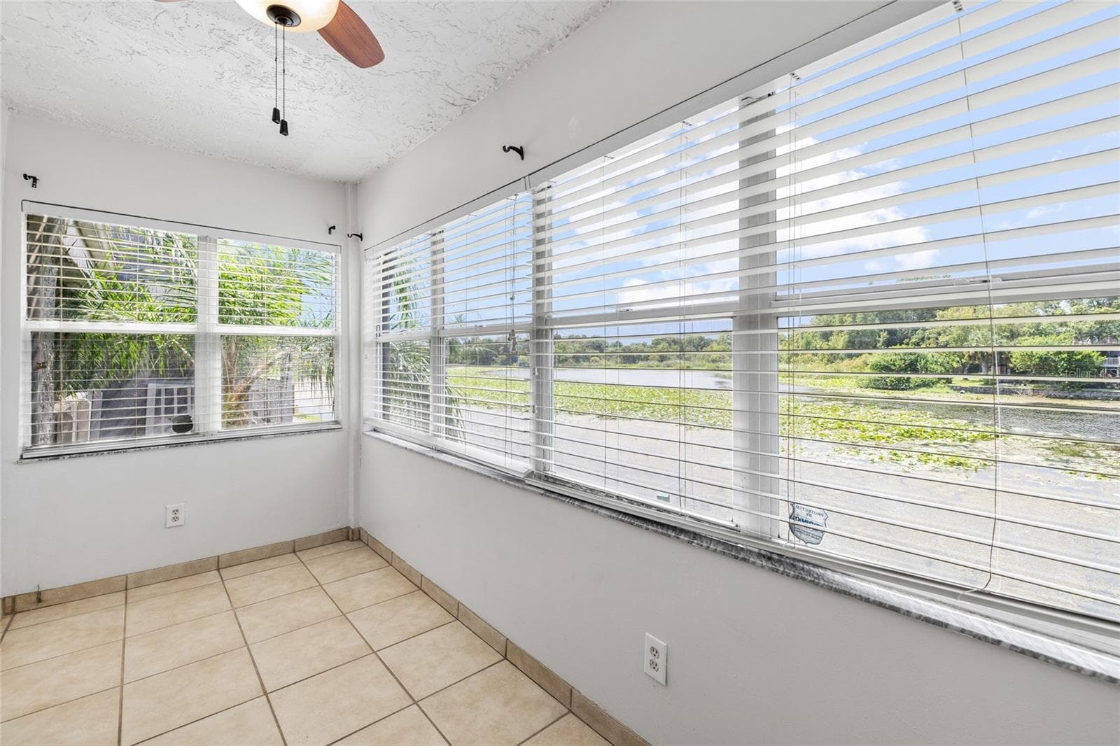 Condominium at 4038 CORTEZ DR #B, TAMPA, photo 37 of 70