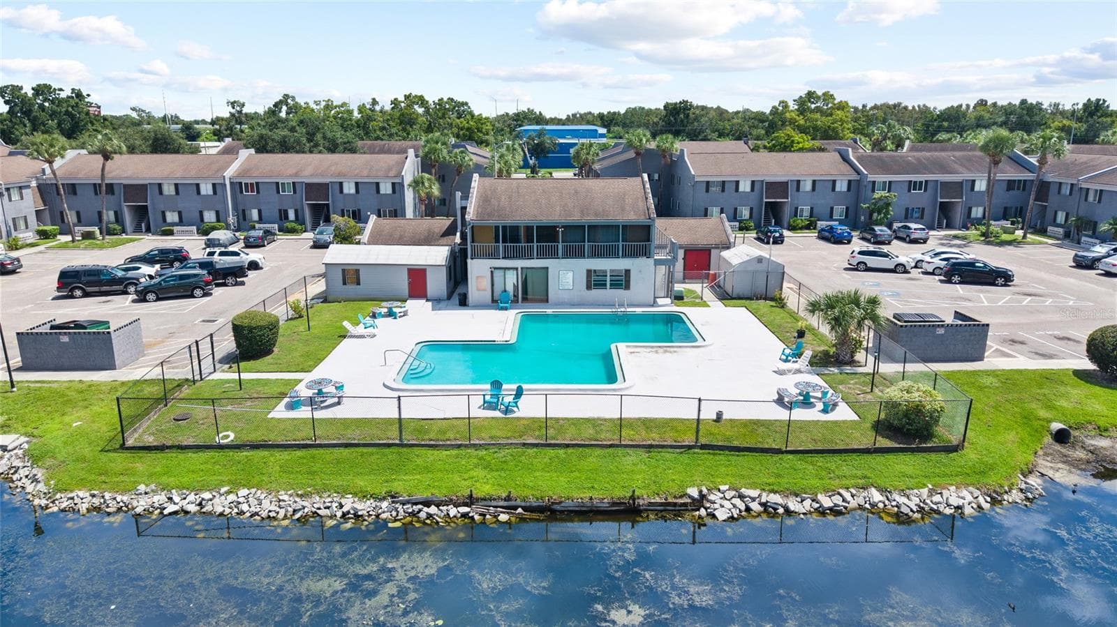 Community Center and Pool - 4038 CORTEZ DR #B, TAMPA