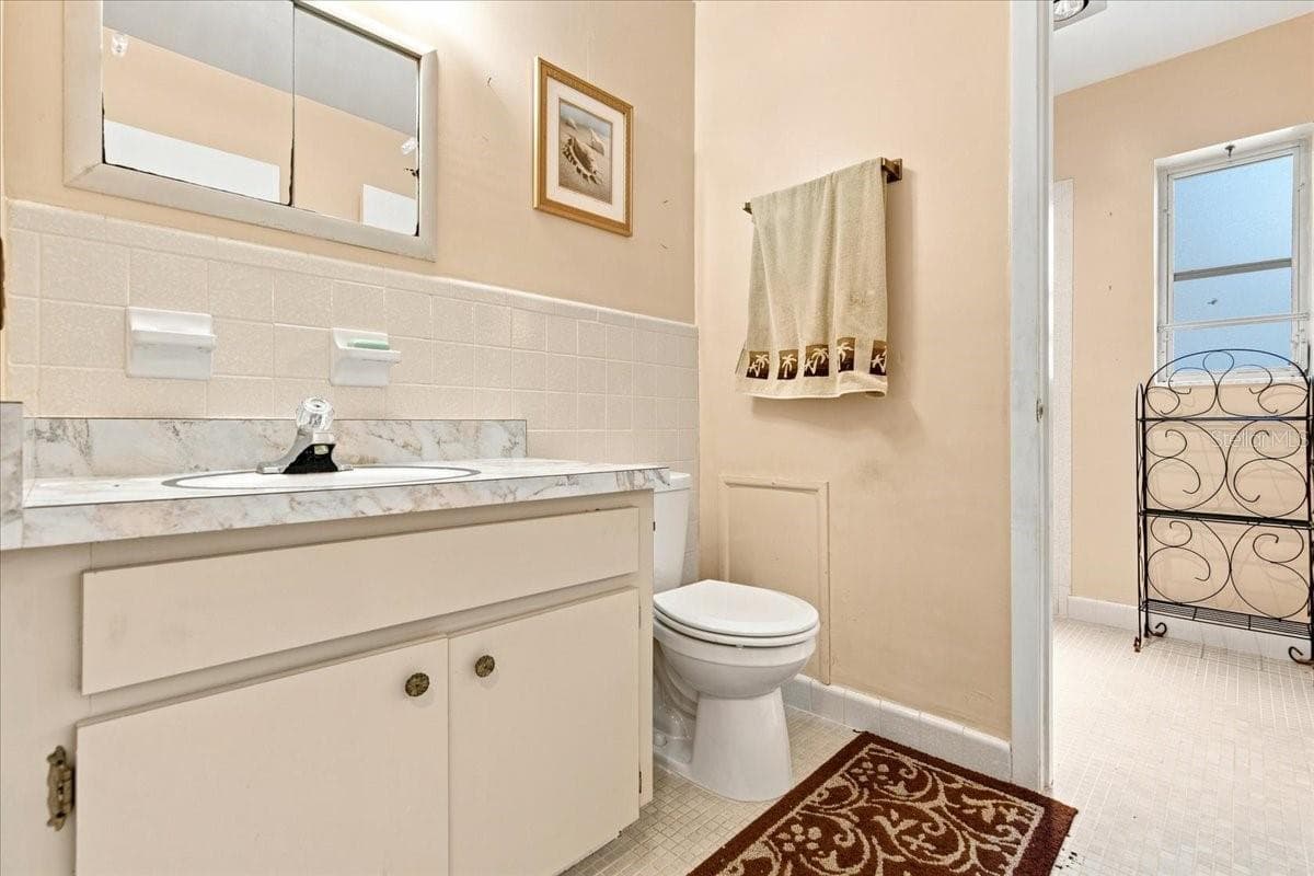 Single Family Residence at 7222 HOLIDAY DR, SPRING HILL, photo 17 of 30