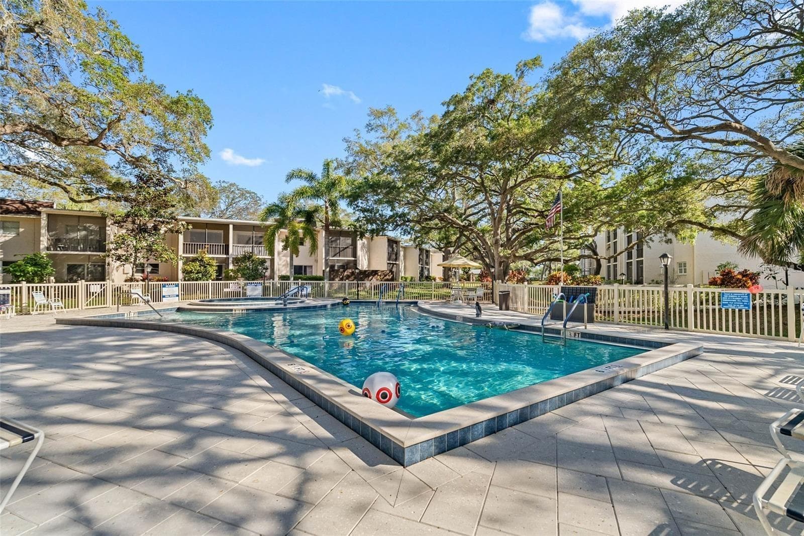 Condominium at 870 VIRGINIA ST #104, DUNEDIN, photo 17 of 21