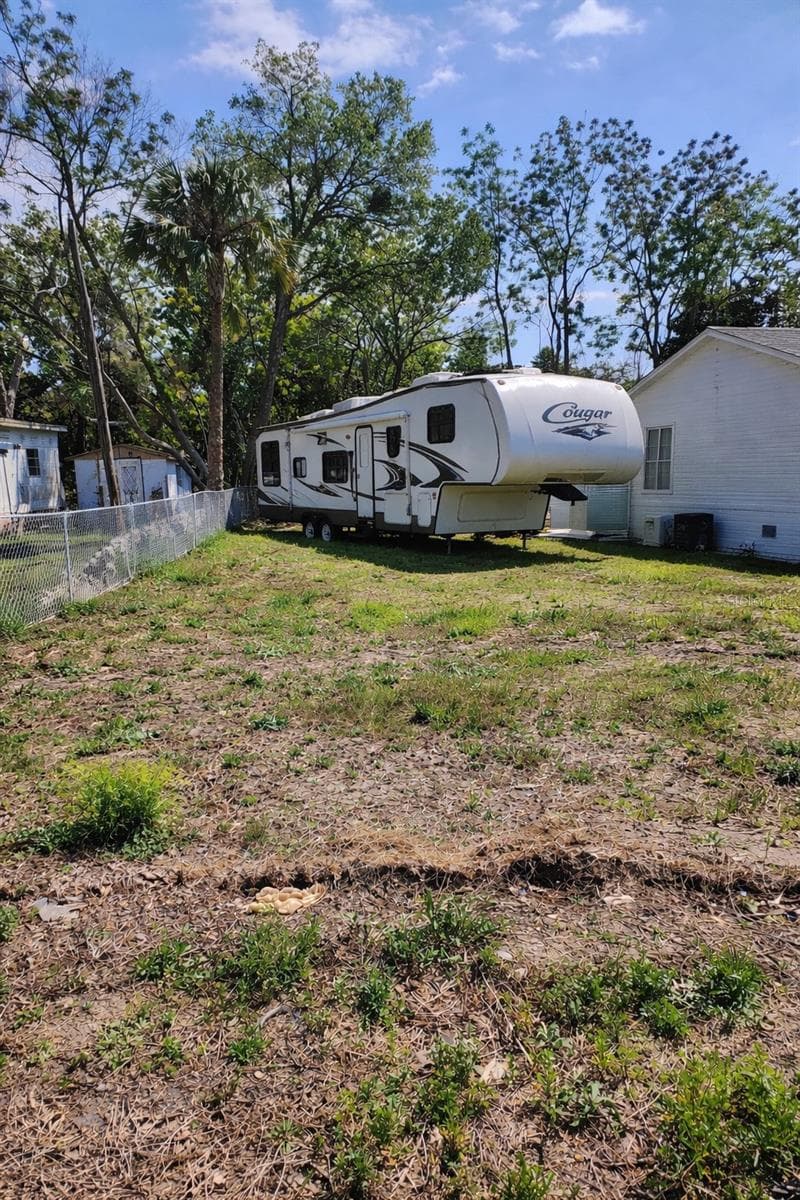 full RV hook up - 7904 CADILLAC AVE, HUDSON