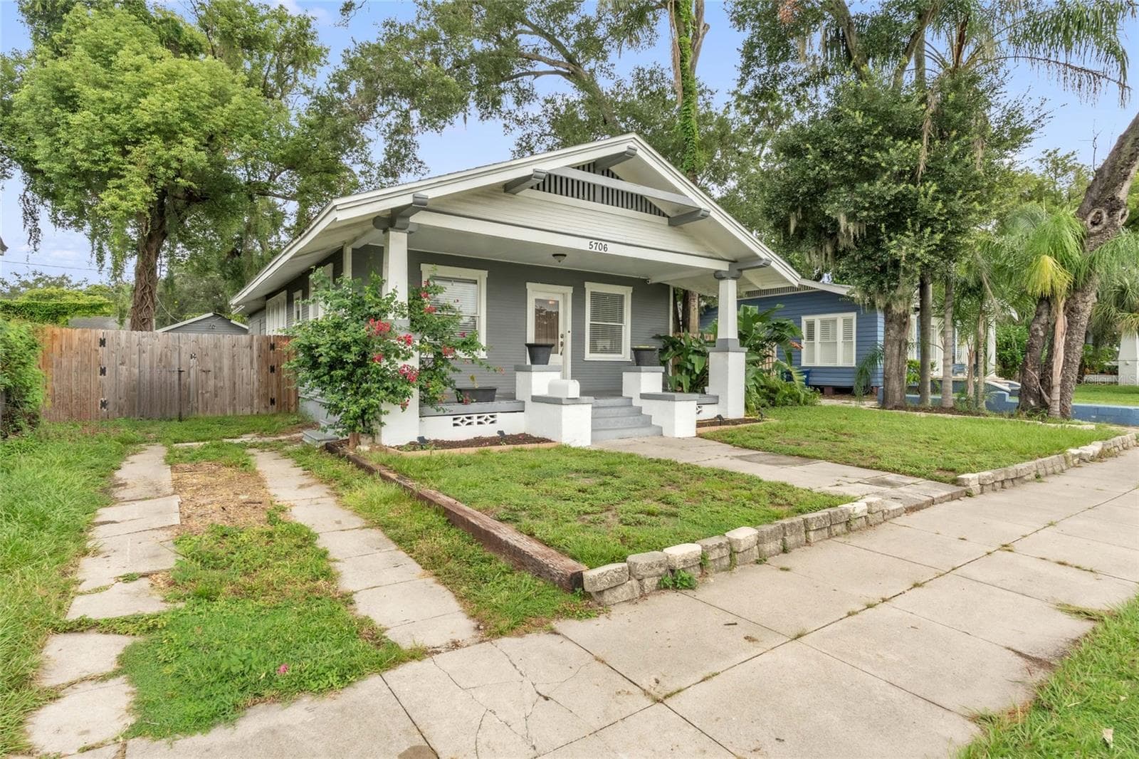 Single Family Residence at 5706 N CHEROKEE AVE, TAMPA, photo 2 of 39