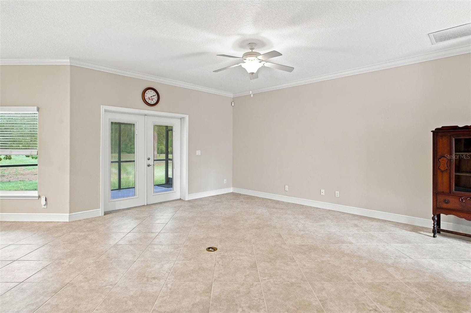 Single Family Residence at 555 DOWLING CIR, LADY LAKE, photo 17 of 32