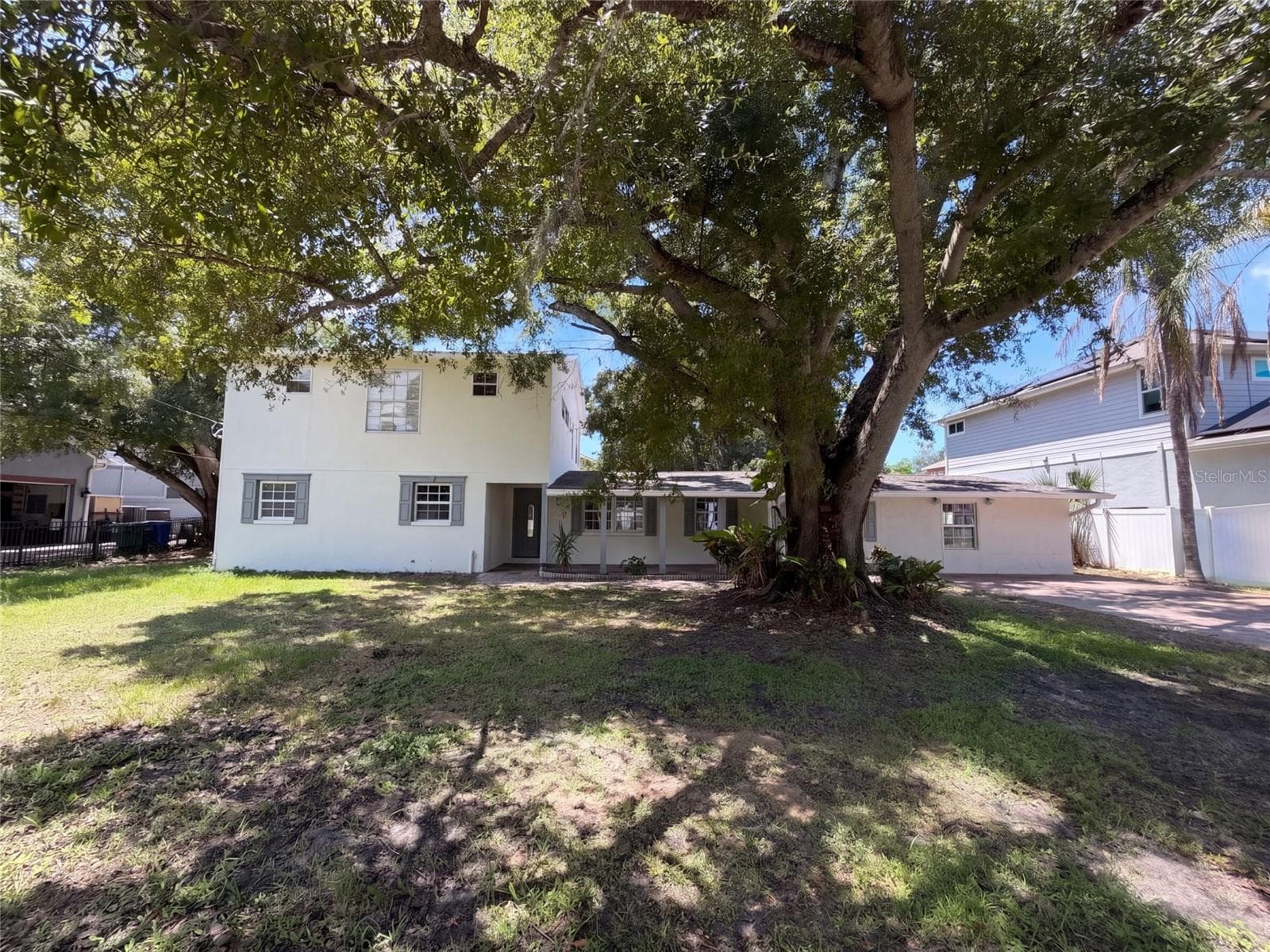 7405 S DESOTO ST