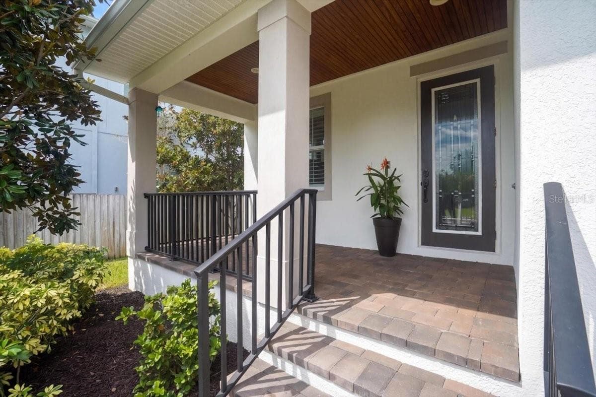 Front Porch - 3615 W RENELLIE CIR, TAMPA