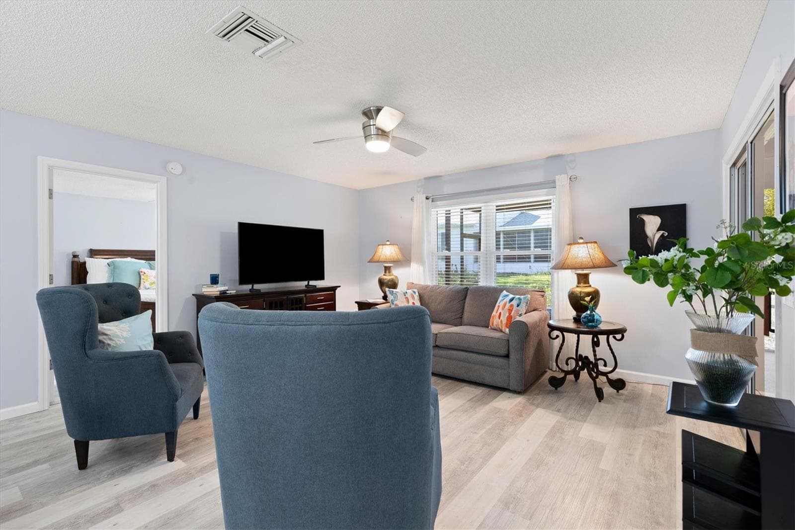 LIVING ROOM - 1426 JUAREZ PL, THE VILLAGES