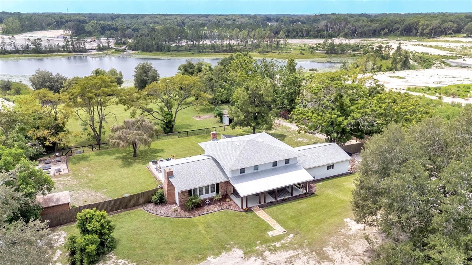 2406 LAKE ELLA RD