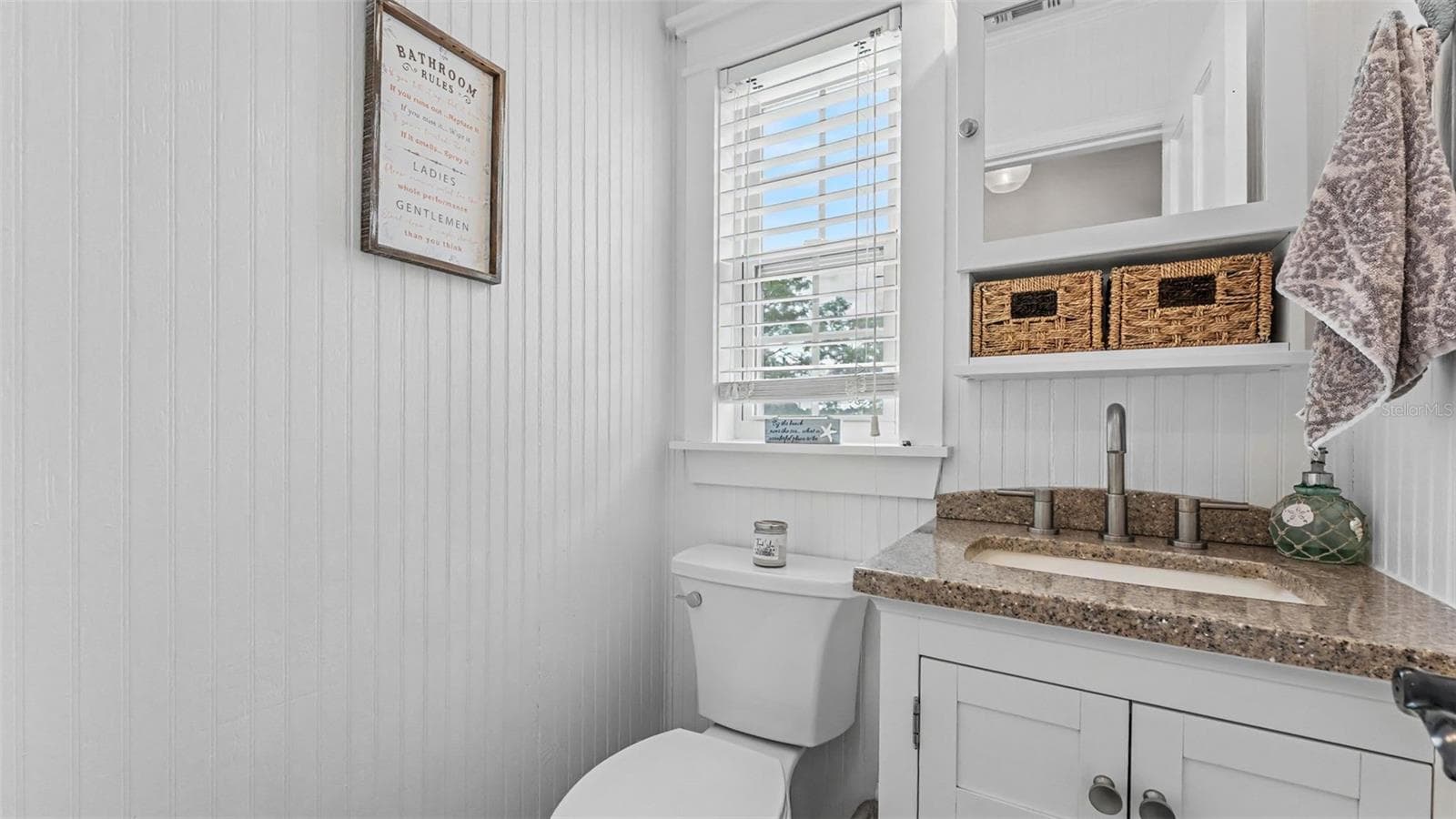 1/2 bath downstairs - 2406 LAKE ELLA RD, FRUITLAND PARK