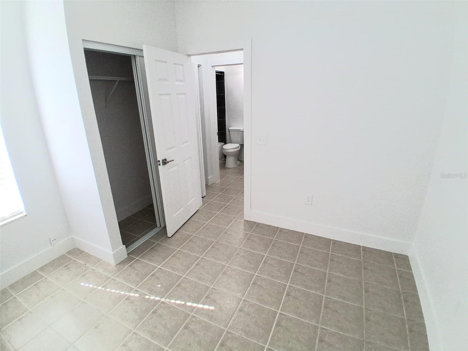 Single Family Residence at 1047 FLORIDA HOLLY DR, ORLANDO, photo 9 of 14