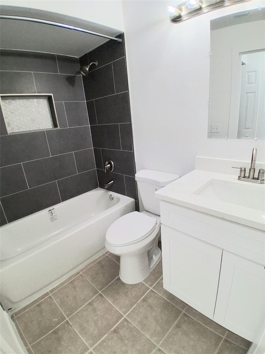 Single Family Residence at 1047 FLORIDA HOLLY DR, ORLANDO, photo 11 of 14