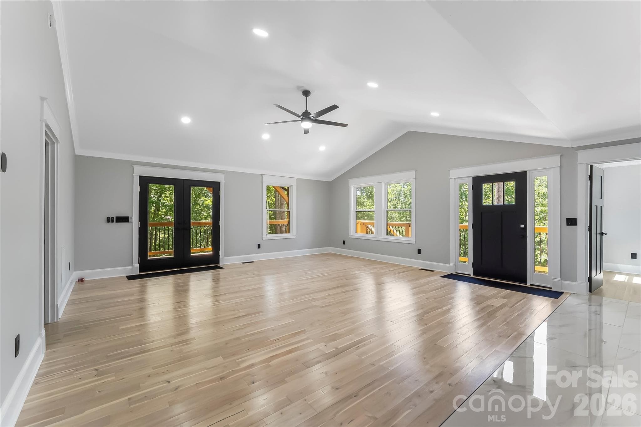 Single Family Residence at 276 Coopers Drive, Hendersonville, photo 19 of 38