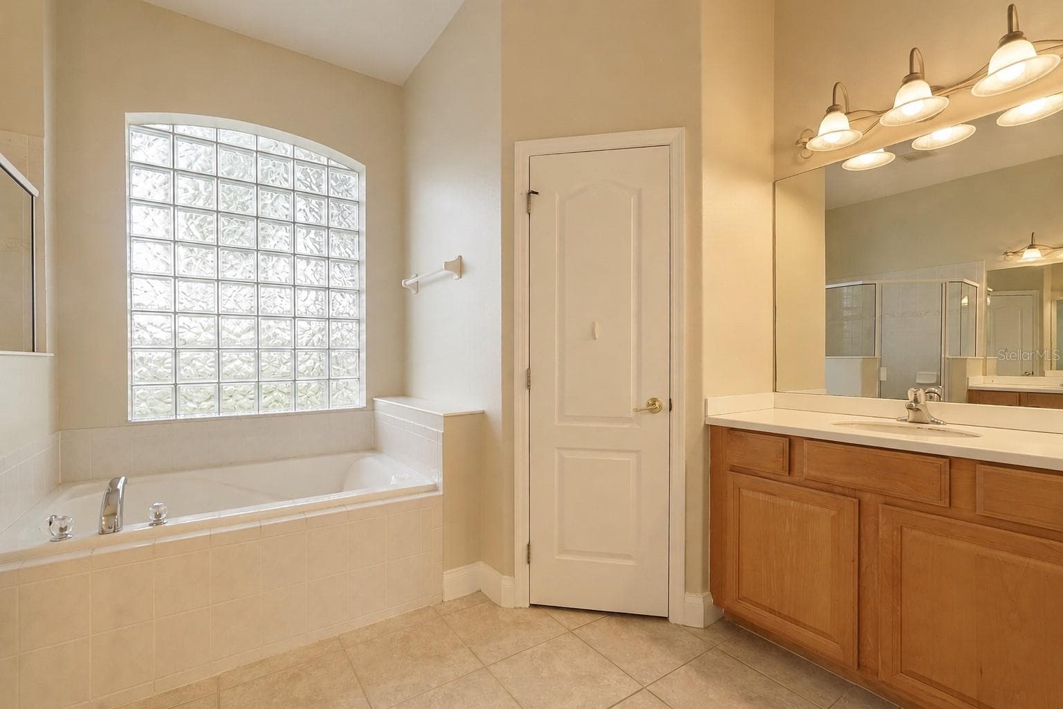 Primary Bathroom - 197 BRANDY CREEK CIR SE, PALM BAY