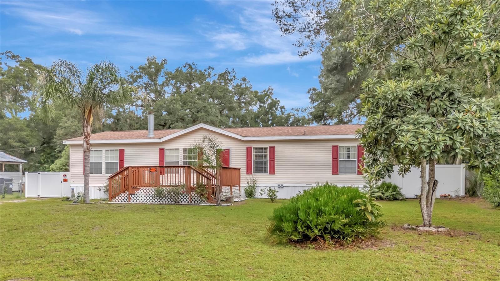 Manufactured Home at 2716 SEMINOLE TRL, LEESBURG, photo 6 of 37