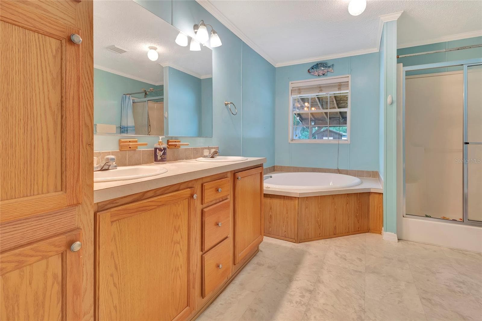 Manufactured Home at 2716 SEMINOLE TRL, LEESBURG, photo 16 of 37
