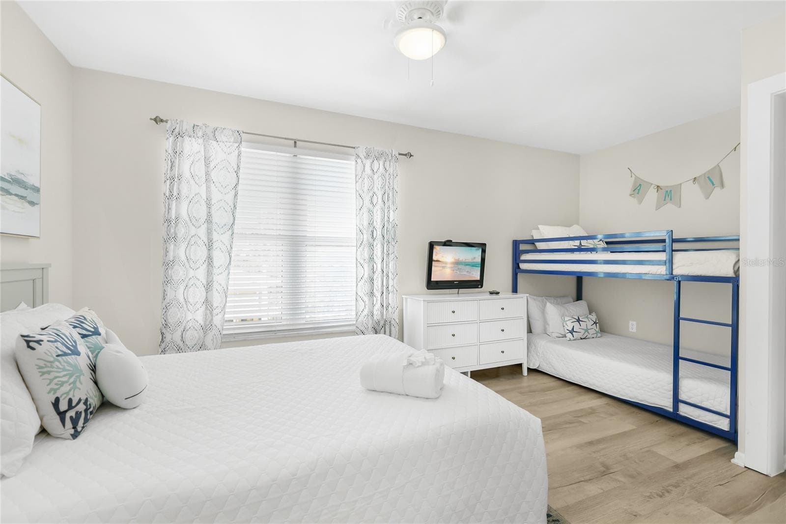 Condominium at 6250 HOLMES BLVD #24, HOLMES BEACH, photo 17 of 40