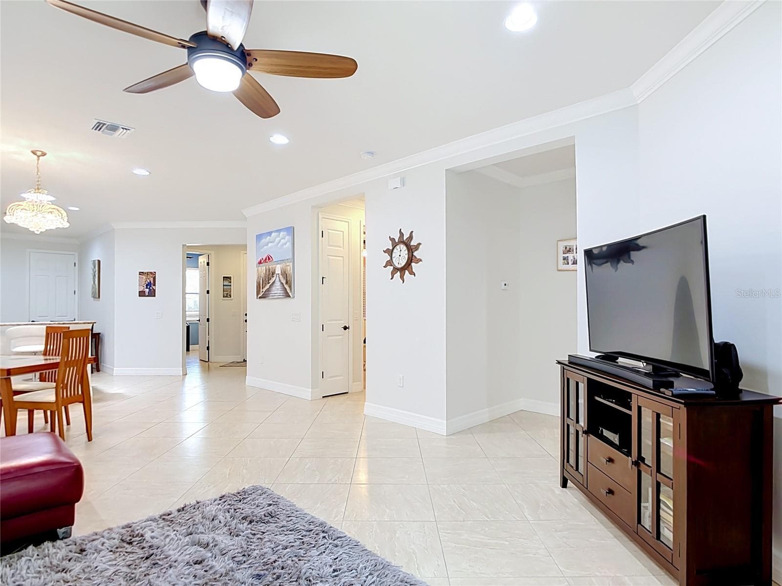 Living - 2590 OSWEGO DR, NORTH PORT