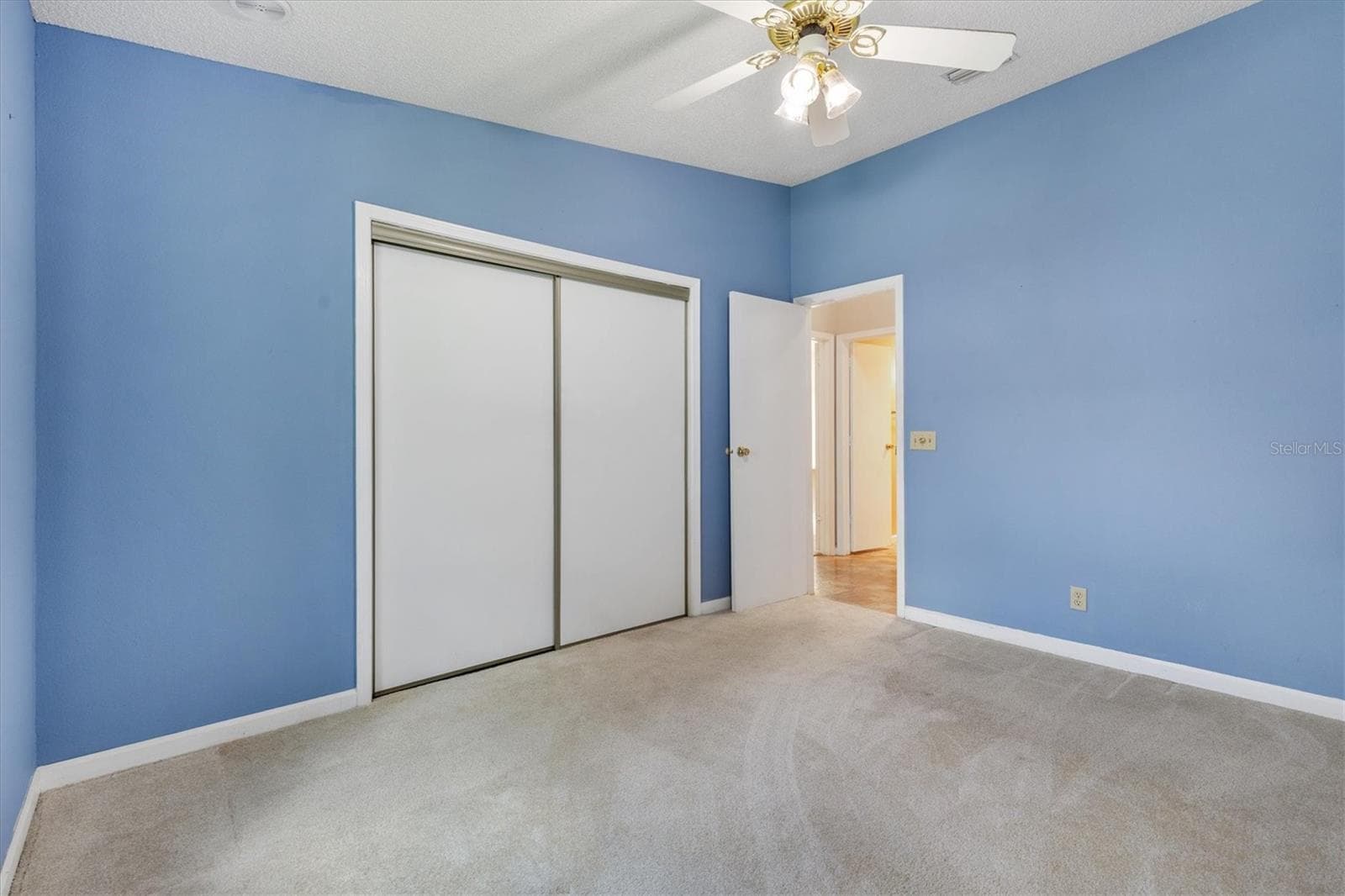 Single Family Residence at 1532 E SCHWARTZ BLVD, THE VILLAGES, photo 18 of 31