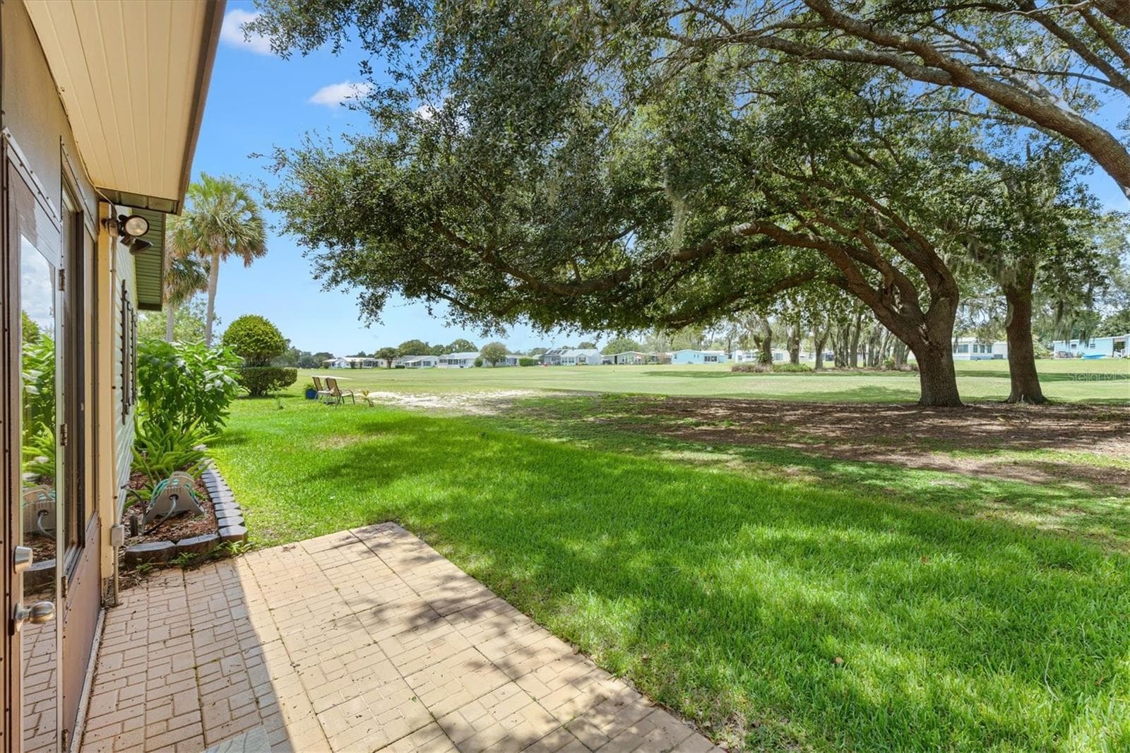 Single Family Residence at 1532 E SCHWARTZ BLVD, THE VILLAGES, photo 27 of 31