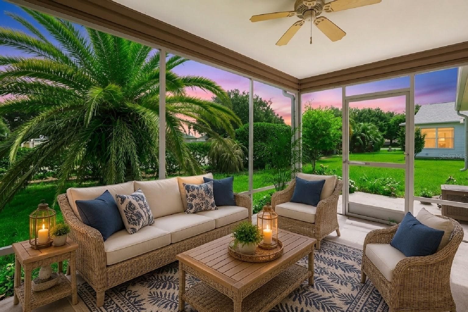Private Lanai - 1575 HOLLYBERRY PL, THE VILLAGES