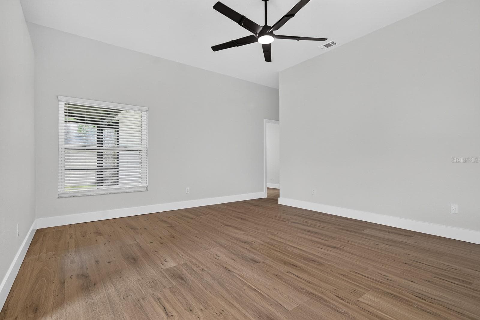 Single Family Residence at 7737 MARBELLA CREEK AVE, TAMPA, photo 17 of 22