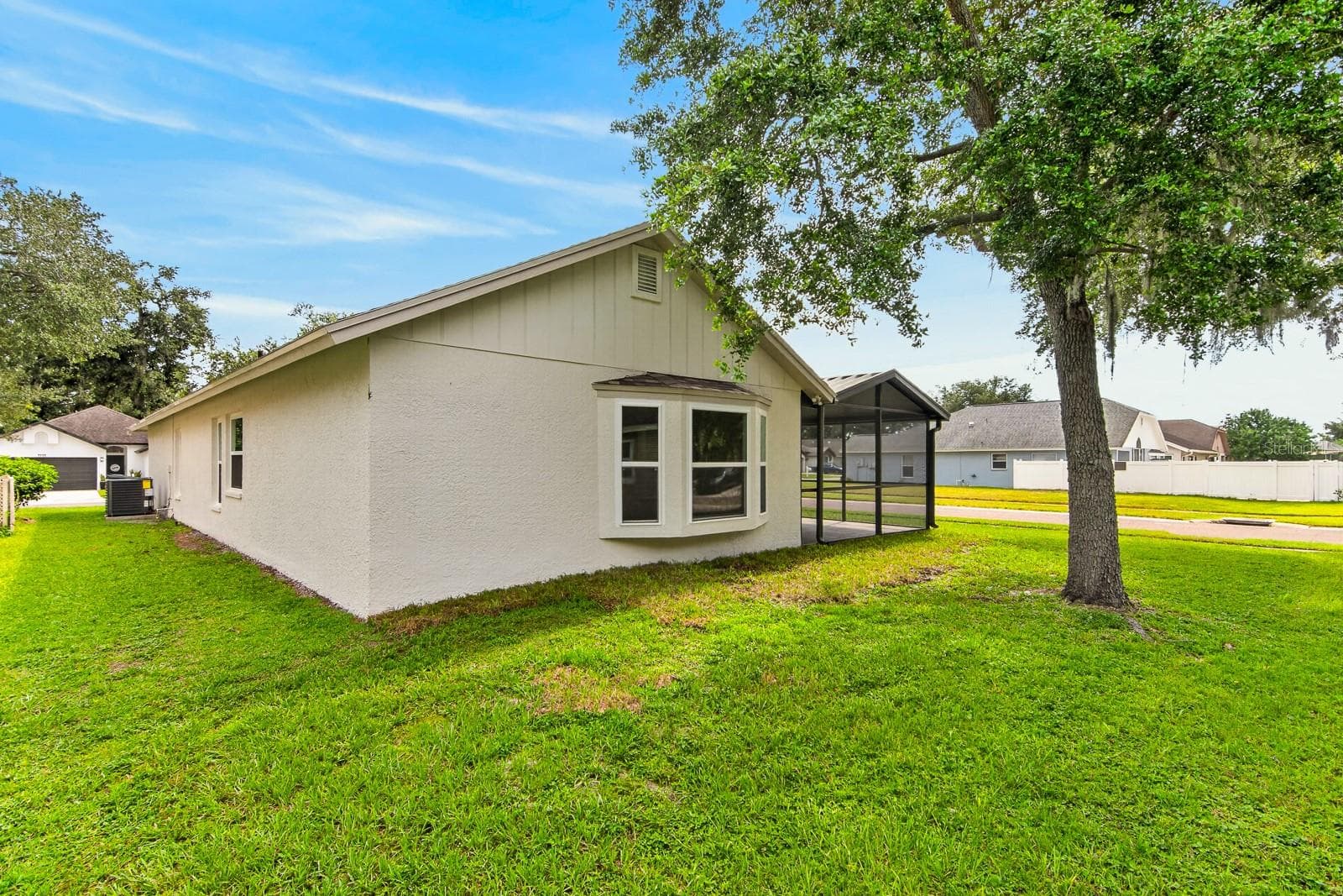 Single Family Residence at 7737 MARBELLA CREEK AVE, TAMPA, photo 20 of 22