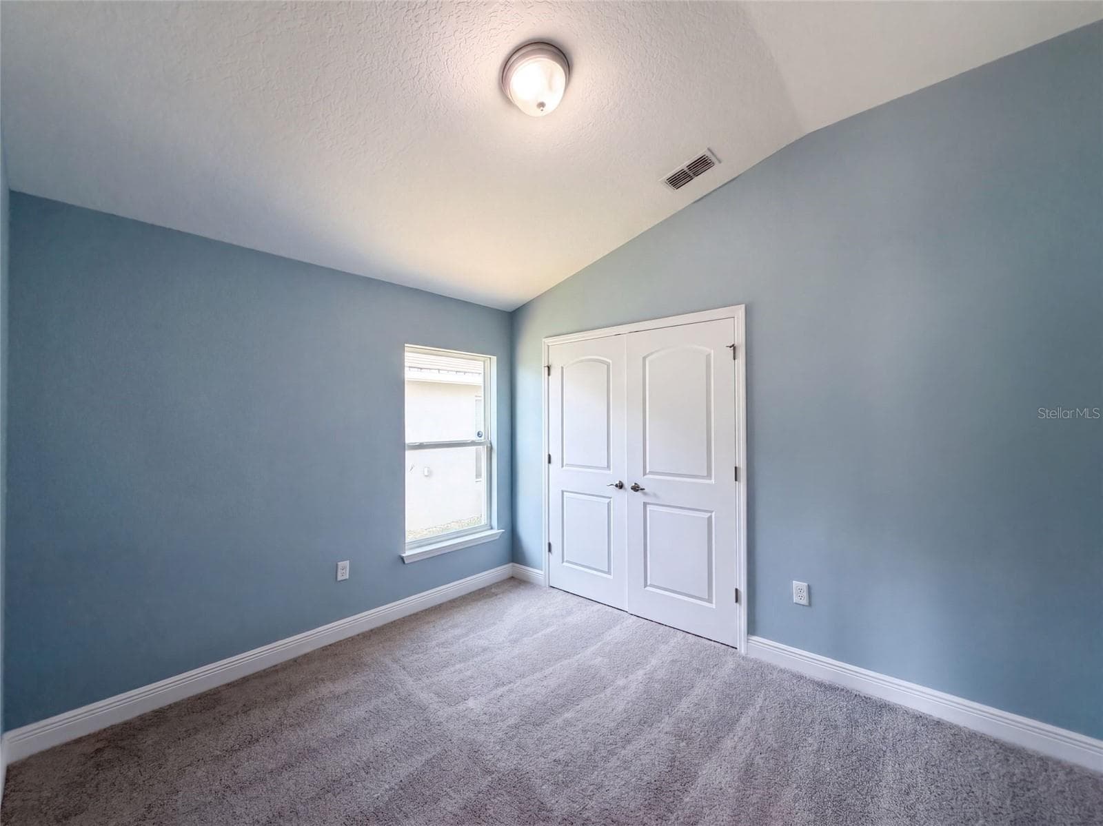 Single Family Residence at 1229 LONGVILLE CIR, TAVARES, photo 20 of 25